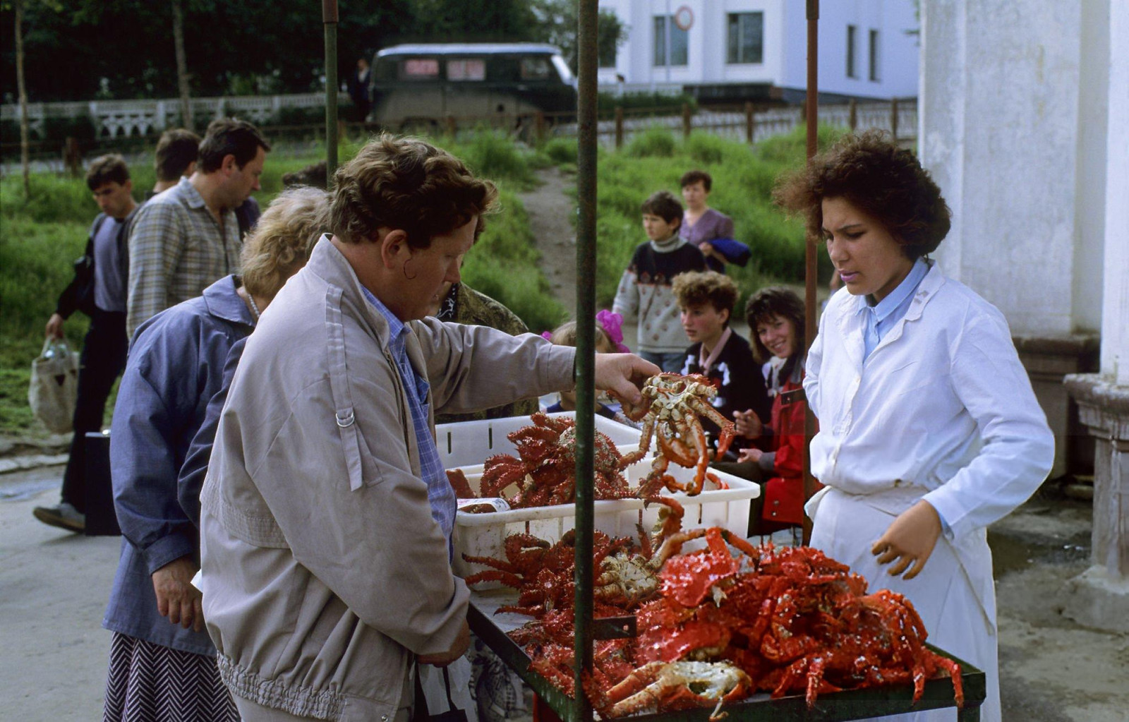 World's best canned Kamchatka crab