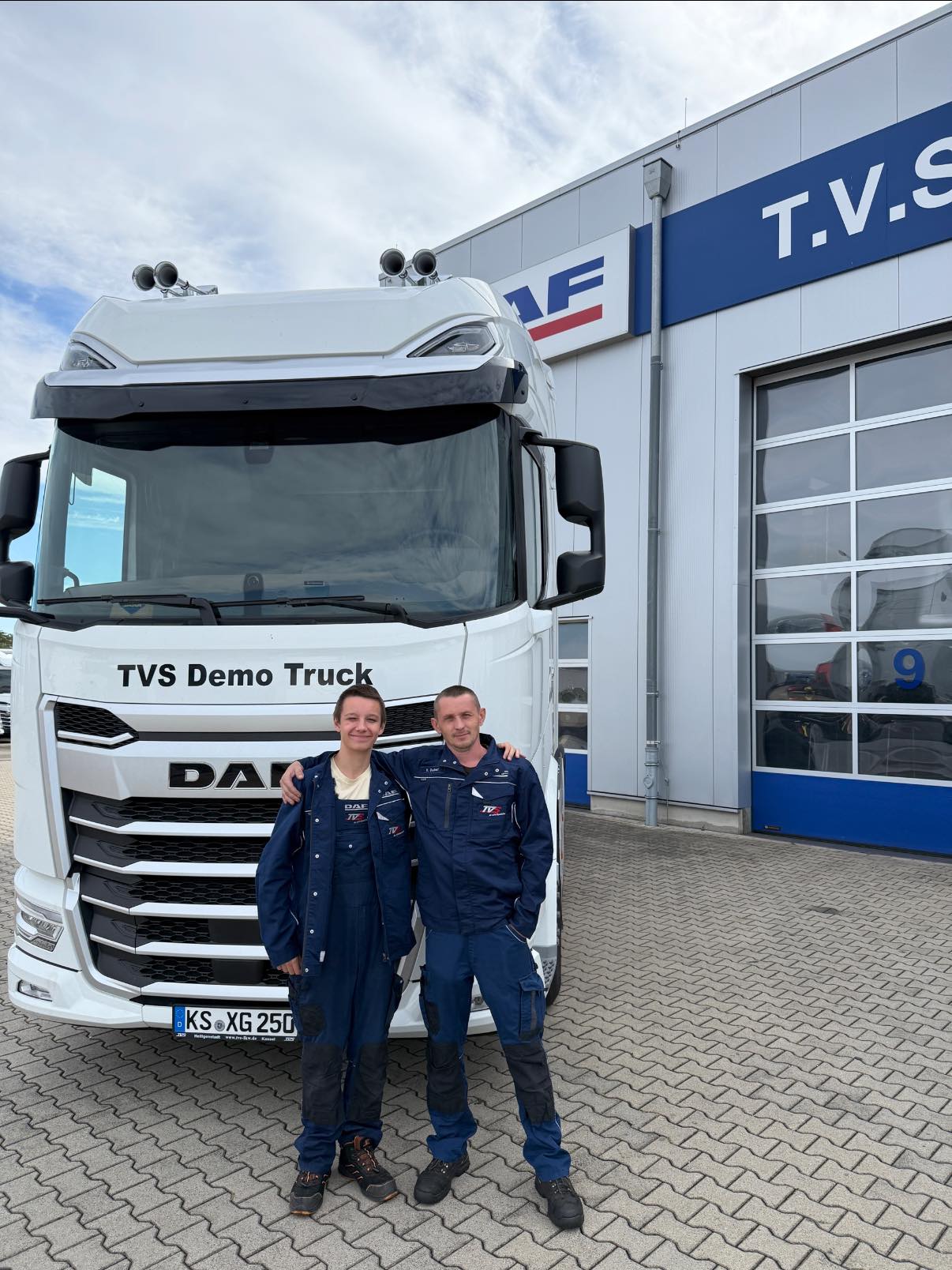 Truck Vertriebs Und Service Gmbh