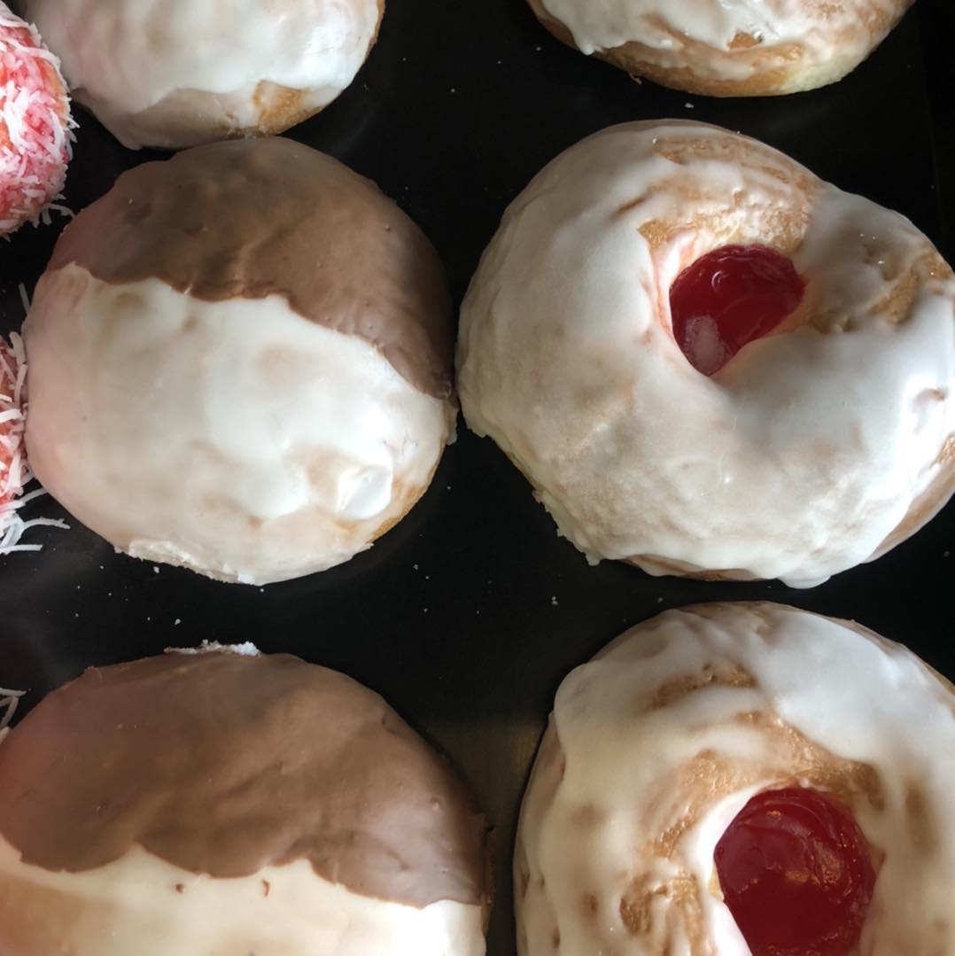 ¡El pan dulce mas rico y delicioso lo... - Panaderia Azteca