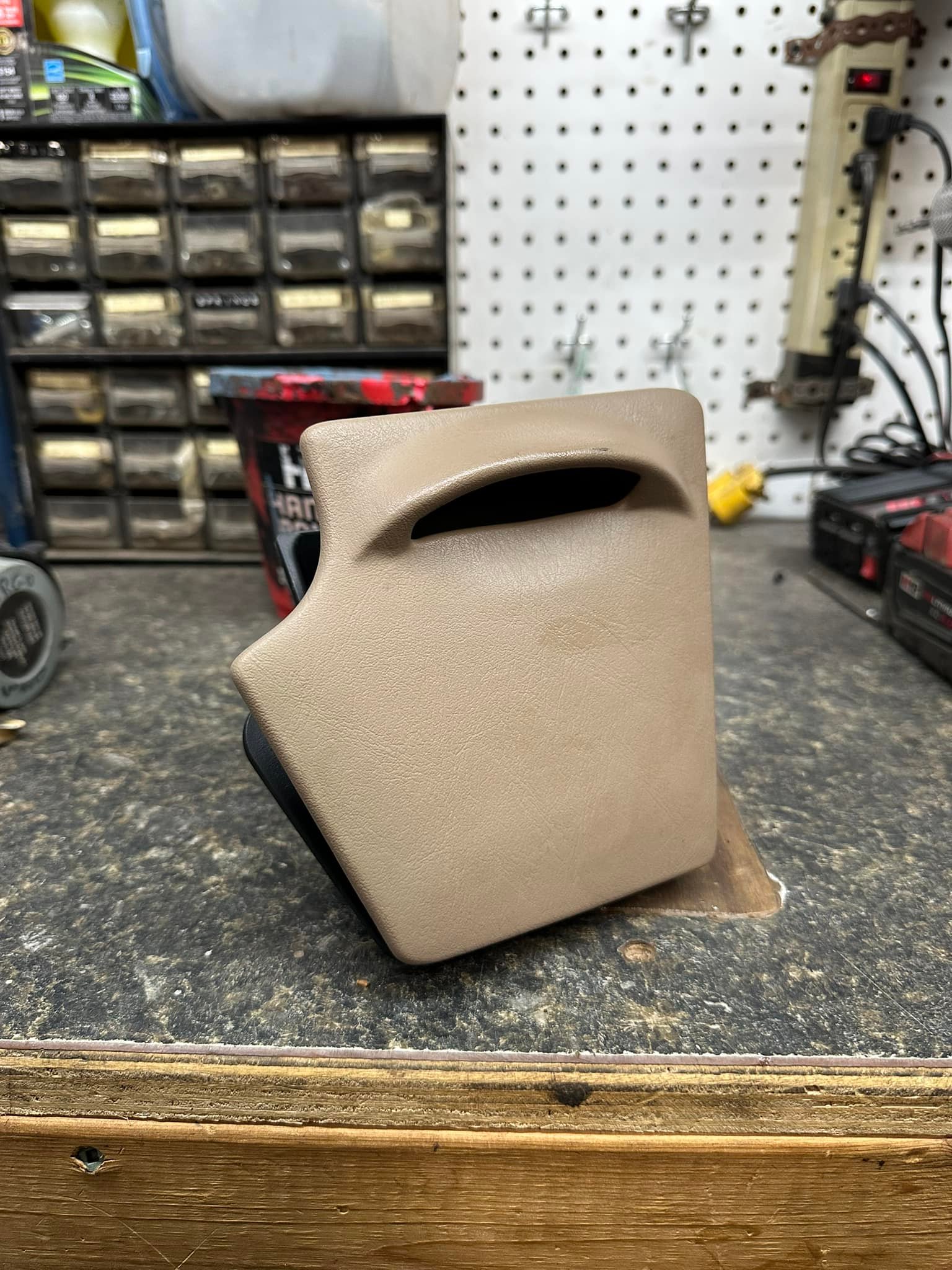 Dash Cup Holder Insert W/Ashtray Tan Compatible With Ford F250 F350 F450 F550 Super Duty Truck Excursion Dashboard Pull Out Cupholder