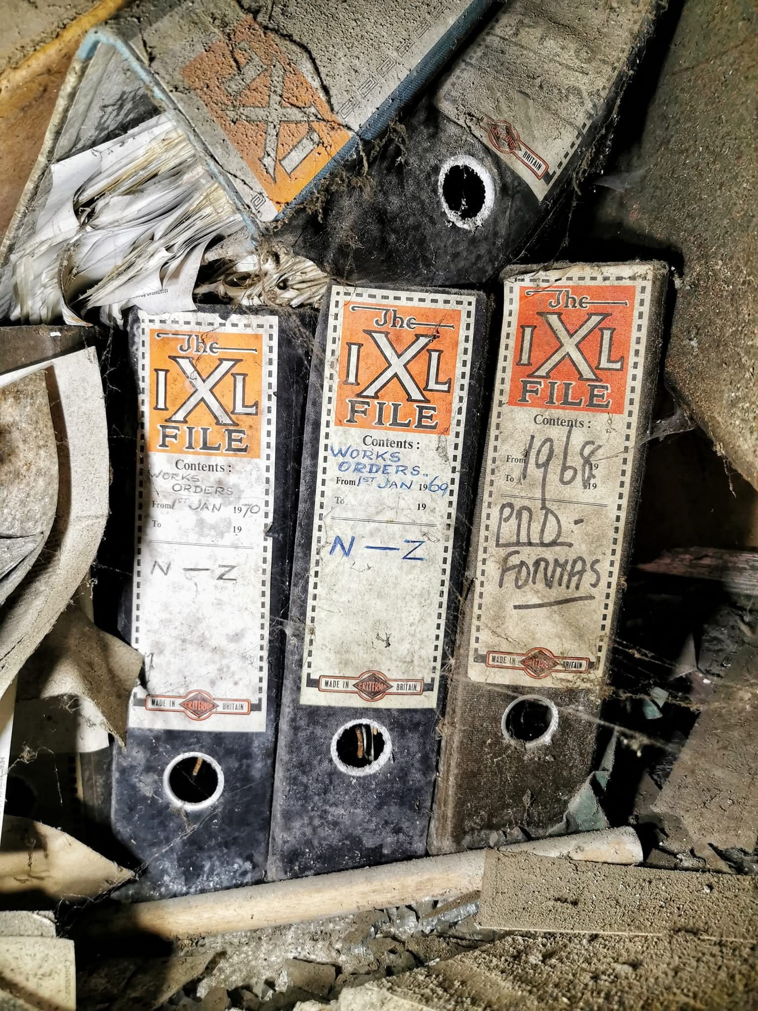 Lost Places & Forgotten... - Lost Places & Forgotten Faces