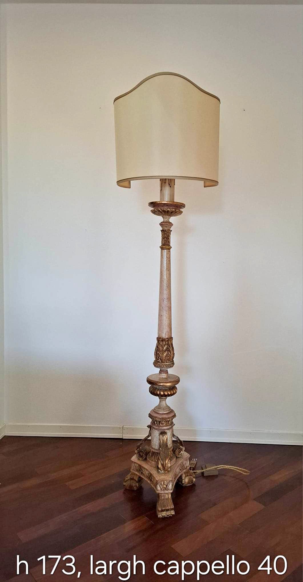 Lindby Lampada Da Terra Ovelia 2 Luci – Design Moderno In Metallo Nero, Altezza 155 Cm, Attacco E27, Interruttore A Pedale, Perfetta Per Soggiorno E Sala Da Pranzo