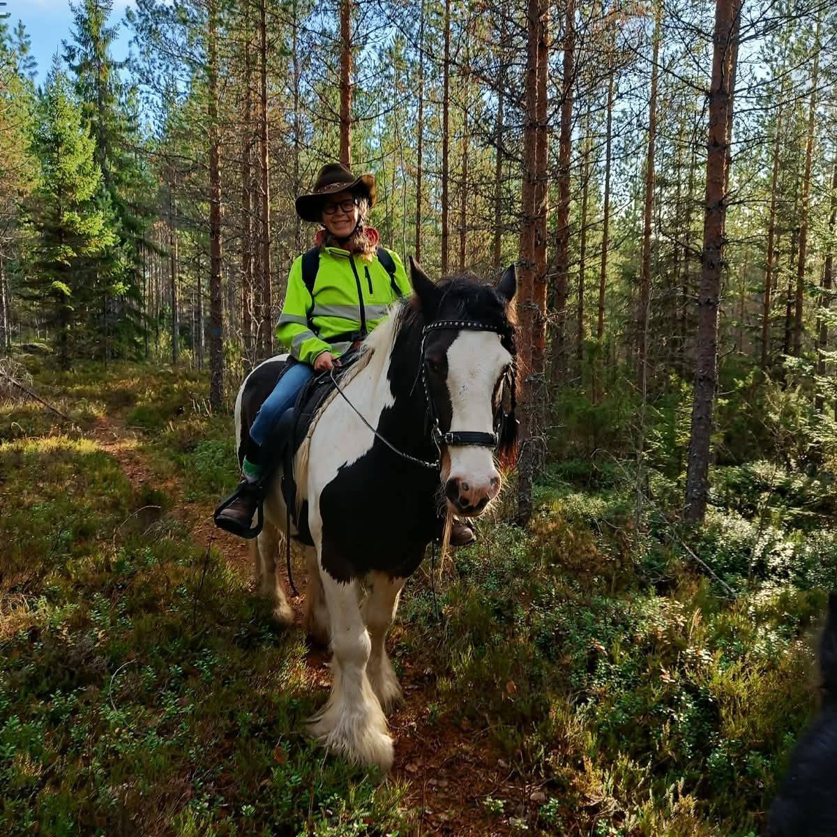 Voisi luulla, että laidunkausi olisi ohi? Mutta näin sitä saa jatkettua ...