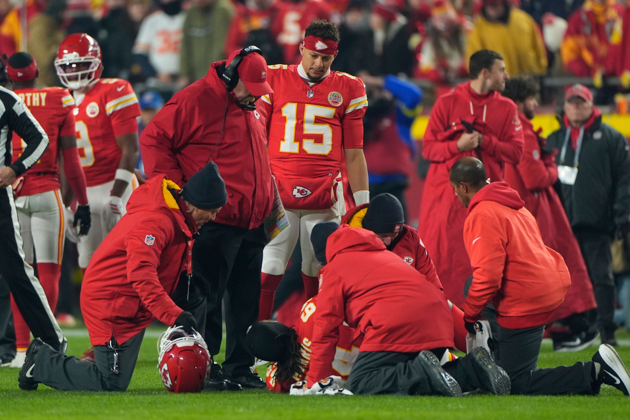 KSHB - It took one play for the Kansas City Chiefs’ decimated offensive ...