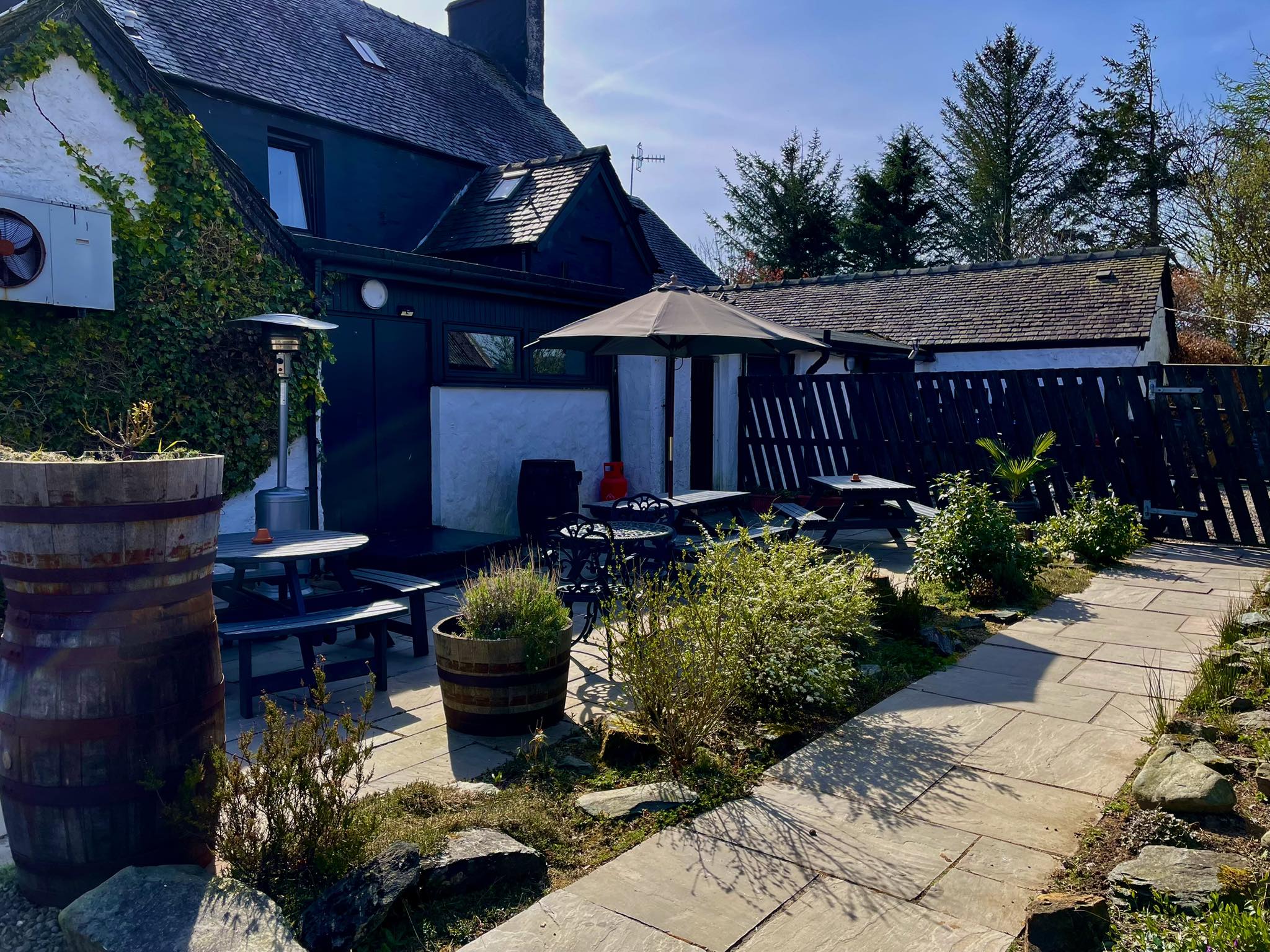 the-horseshoe-inn-lochgilphead