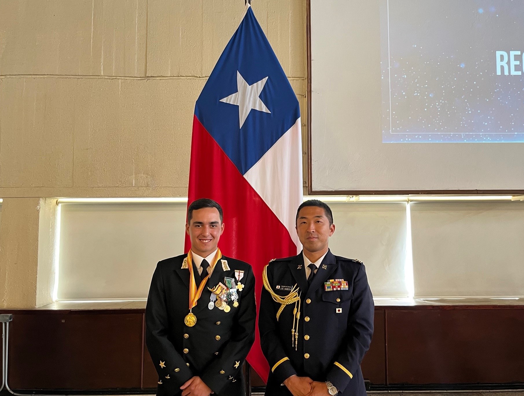 ★ＣＨチリ共和国＊功労勲章＊大将校兼司令官クラス（実物） チリ海軍兵学校(Armada de Chile)における成績優秀卒業生に対して
