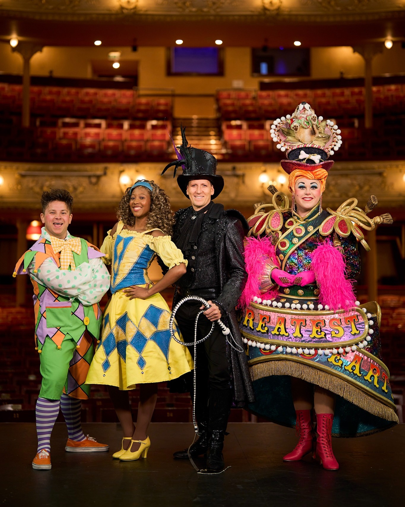 Darlington - 🎪💜🎉🌟 PANTO OPENS TONIGHT! 🌟🎉💜🎪 It's here! Goldilocks and ...