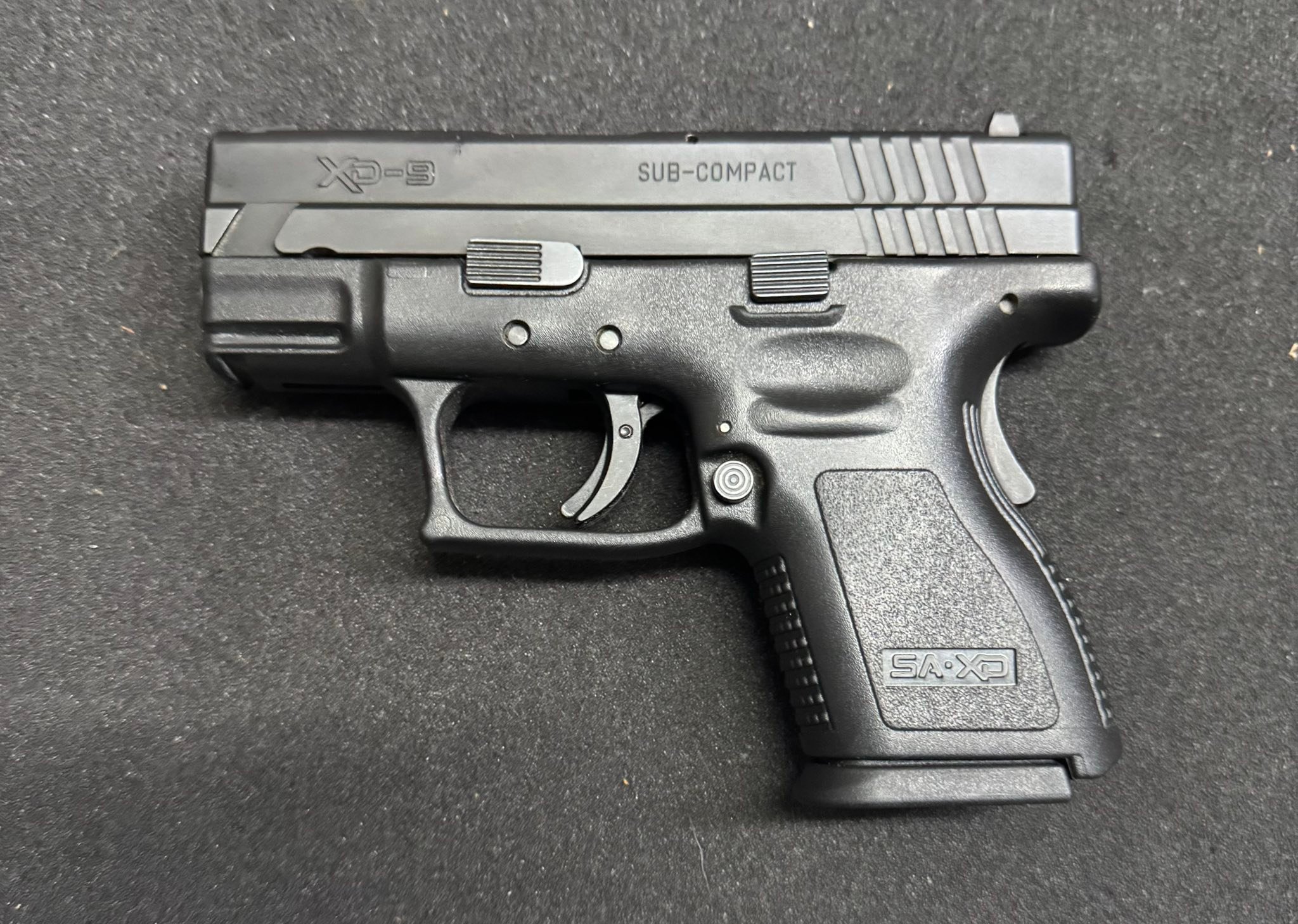 Ed's Gun Shop - Ed's Gun Shop added a new photo.
