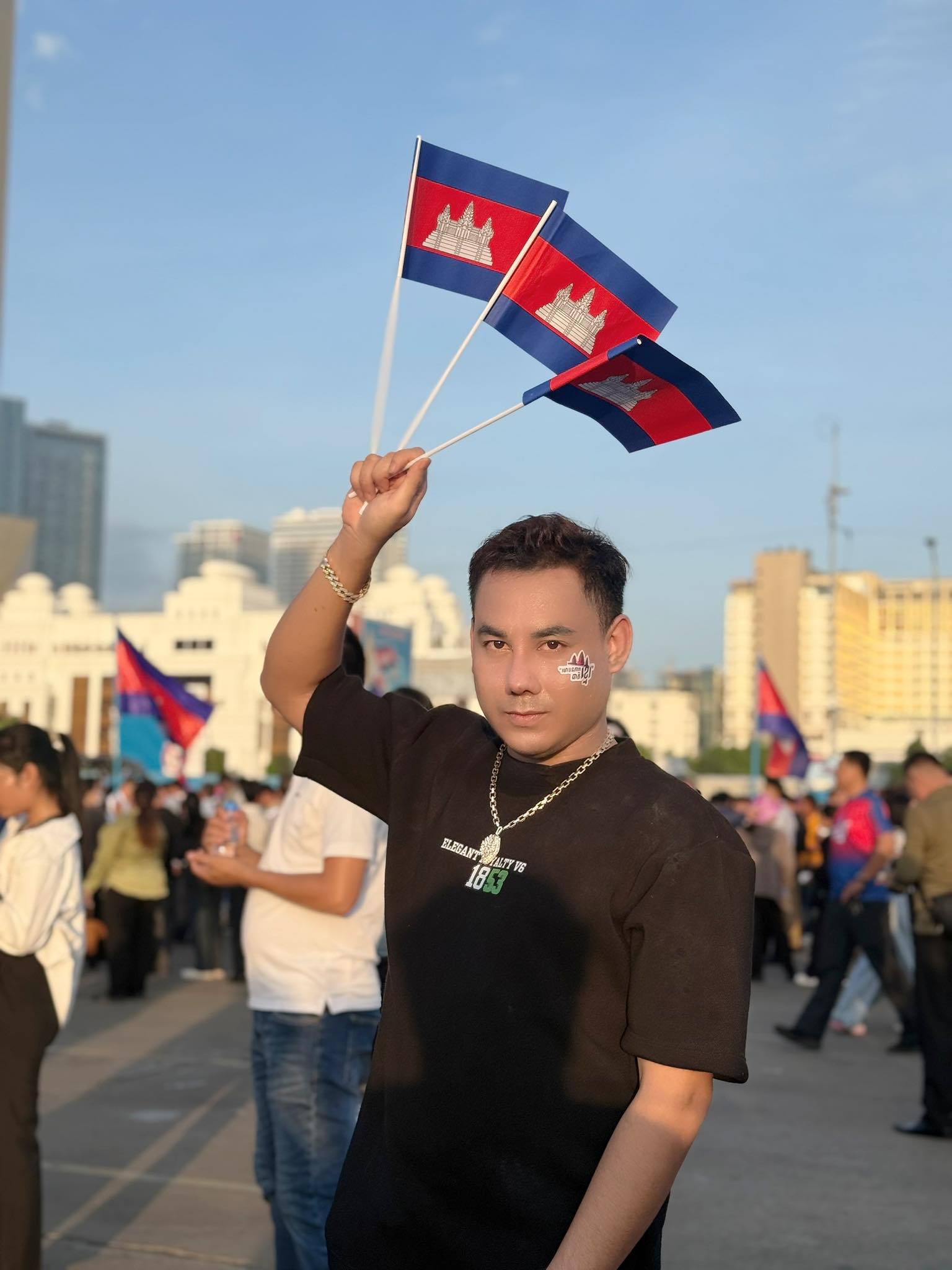 កំណត់ហេតុខ្មោច៚ - ប្រទេសខ្ញុំមិនចិត្តអាក្រក់ក្ដៅក្រហាយ ឈ្លានពានអ្នកណាទេ ...
