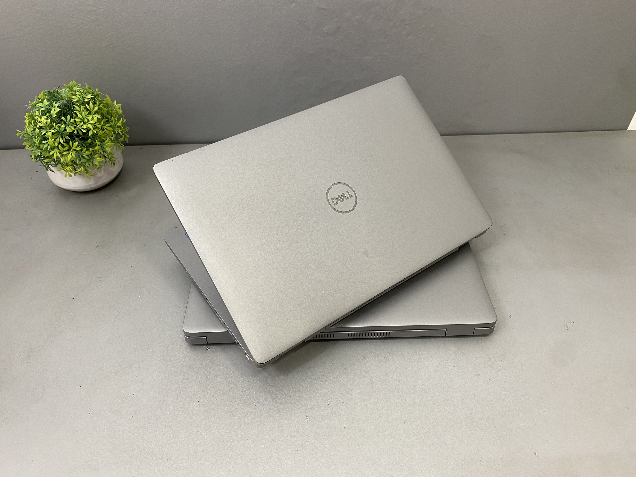 e cần tìm hp probook 440 g10 ram 16gb tài chính loanh quanh 10 12 