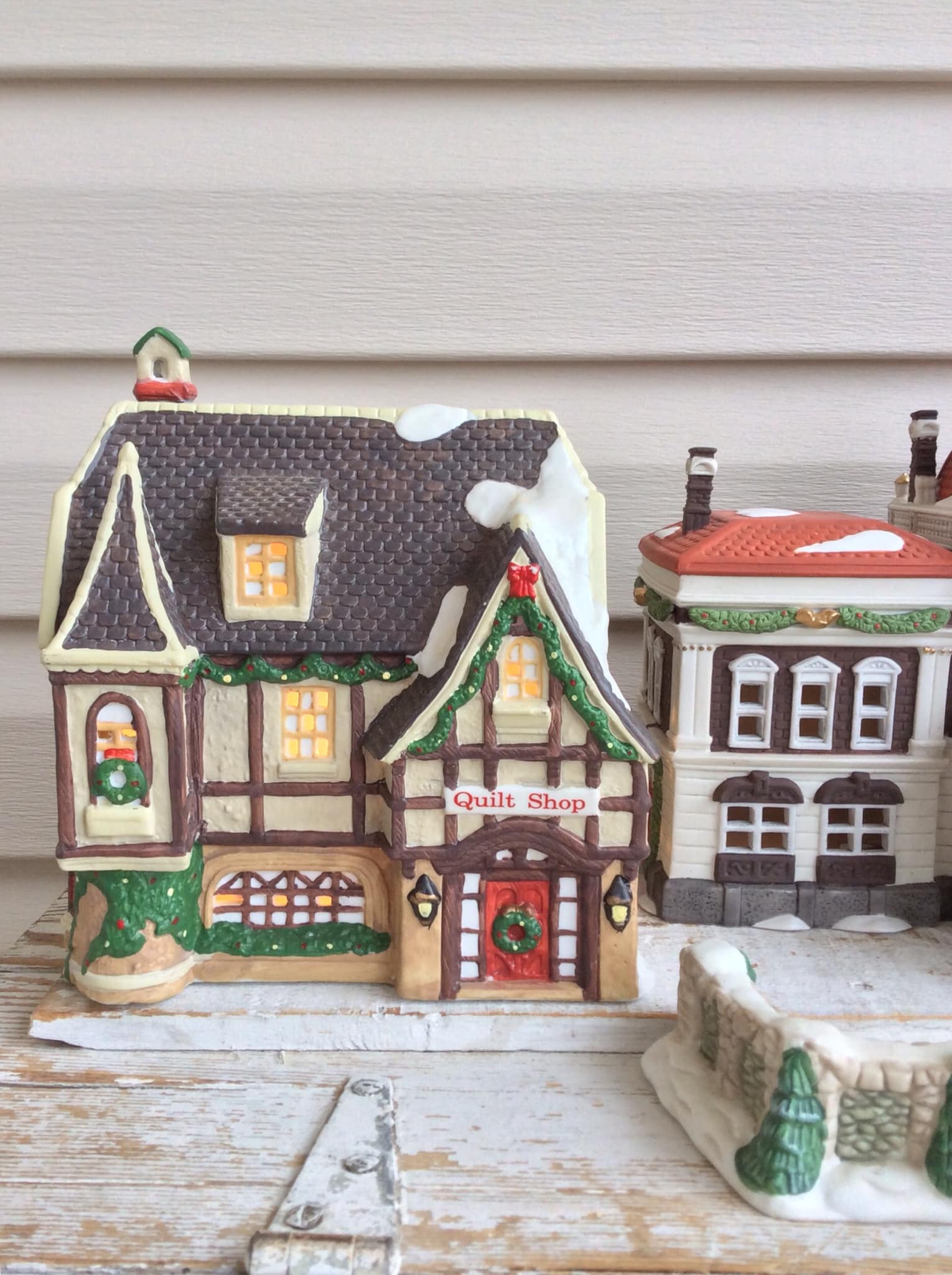 Vintage Dickens Collectable Towne series Christmas village houses