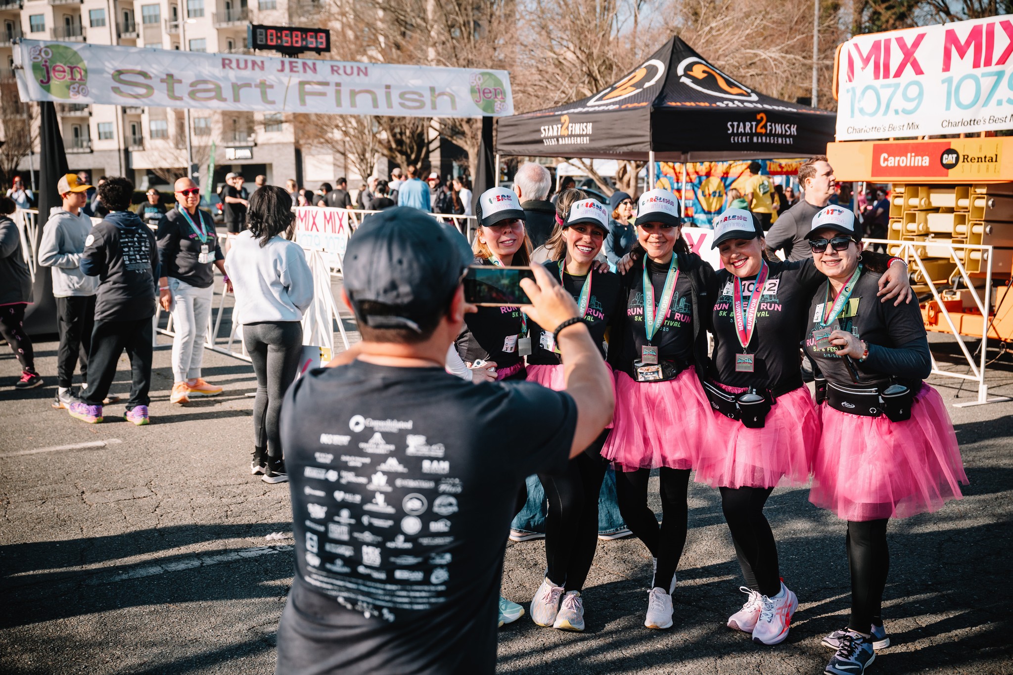 Go Jen Go! - Go Jen Go! added a new photo — with Lyndsay...