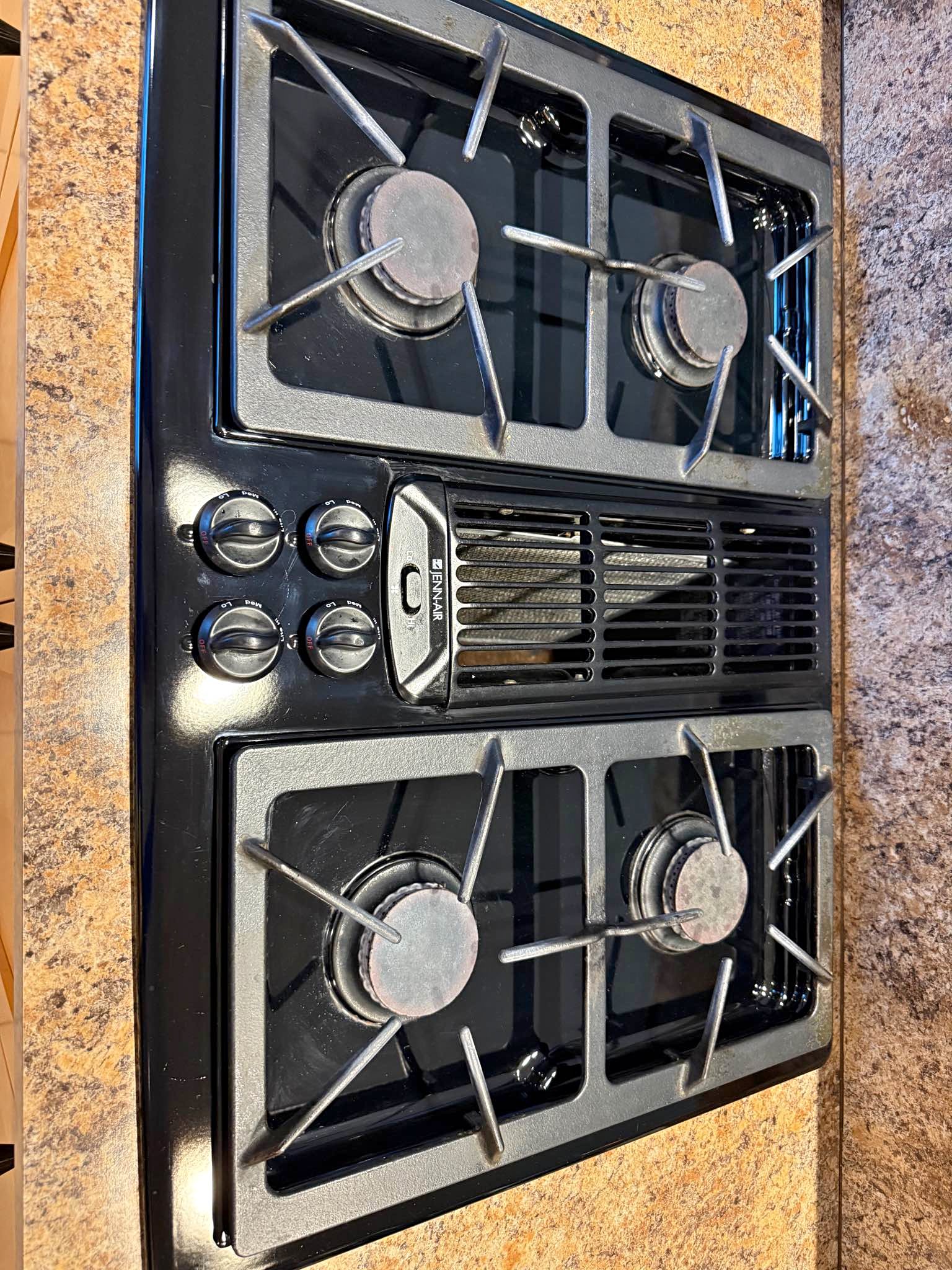Gas cooktop with downdraft - Ranges & Ovens - Atlantic Beach, Florida