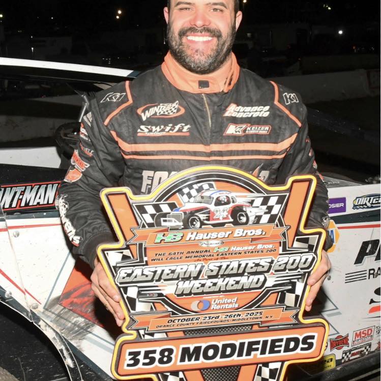 Orange County Fair Speedway - Eastern States 200 Modifieds finish ...