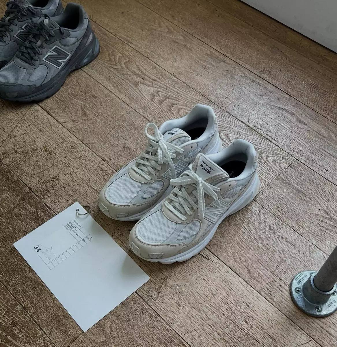 COMME des GARÇONS HOMME x New Balance ABZORB 2010 Released March 20th