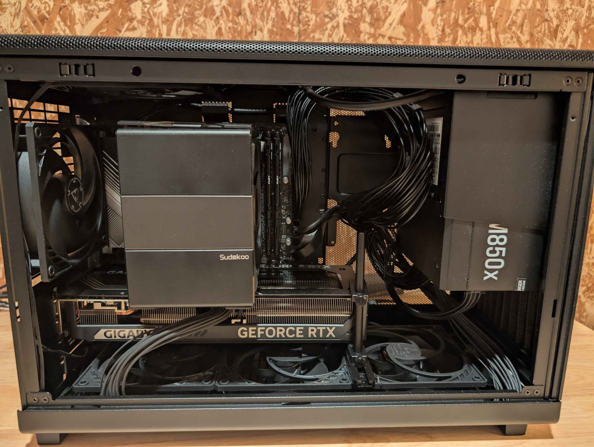 Powerful and Compact Gaming PC 5070 + 7600X3D - Desktop Computers ...