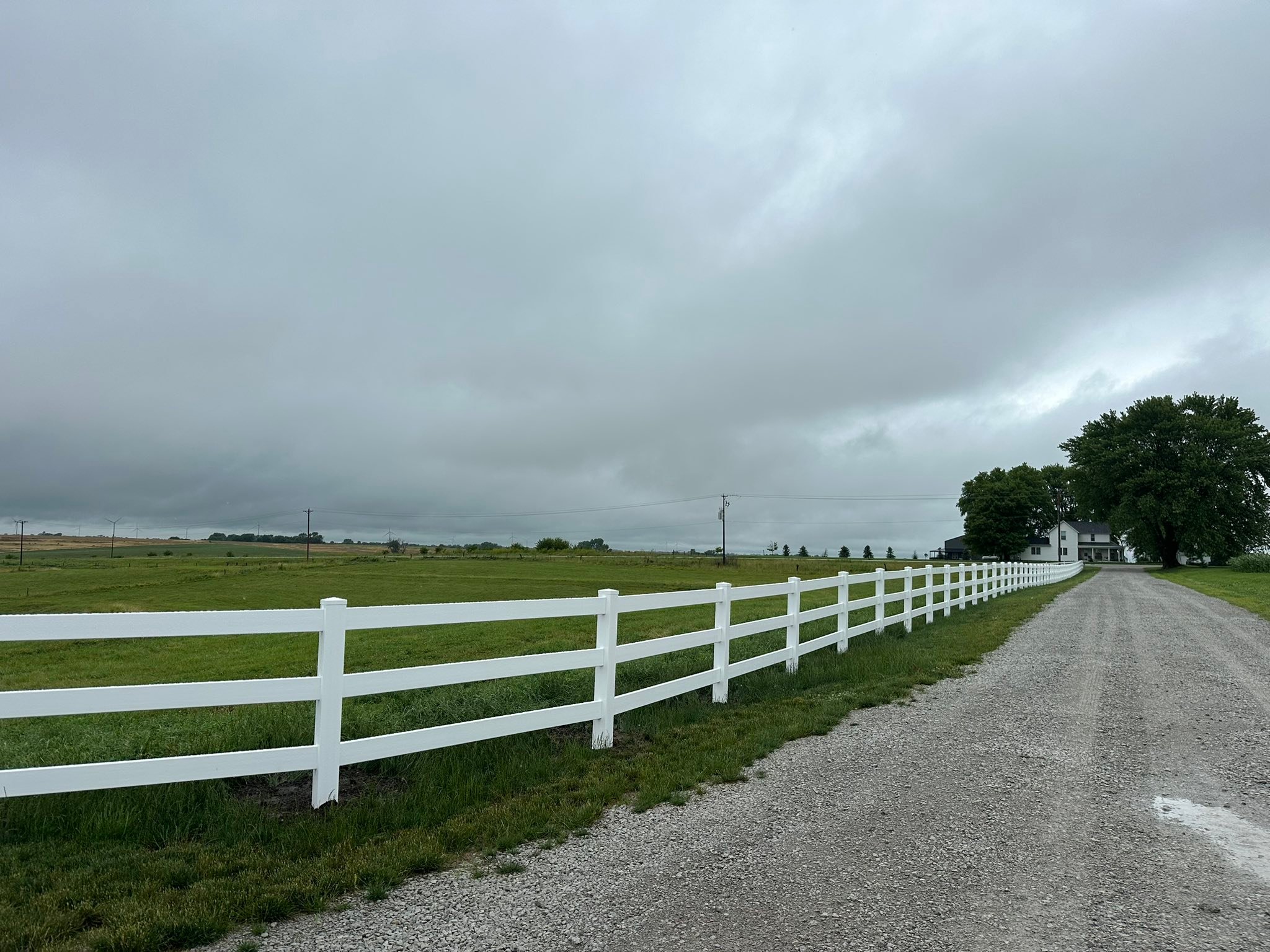 Helzer Fencing & Construction