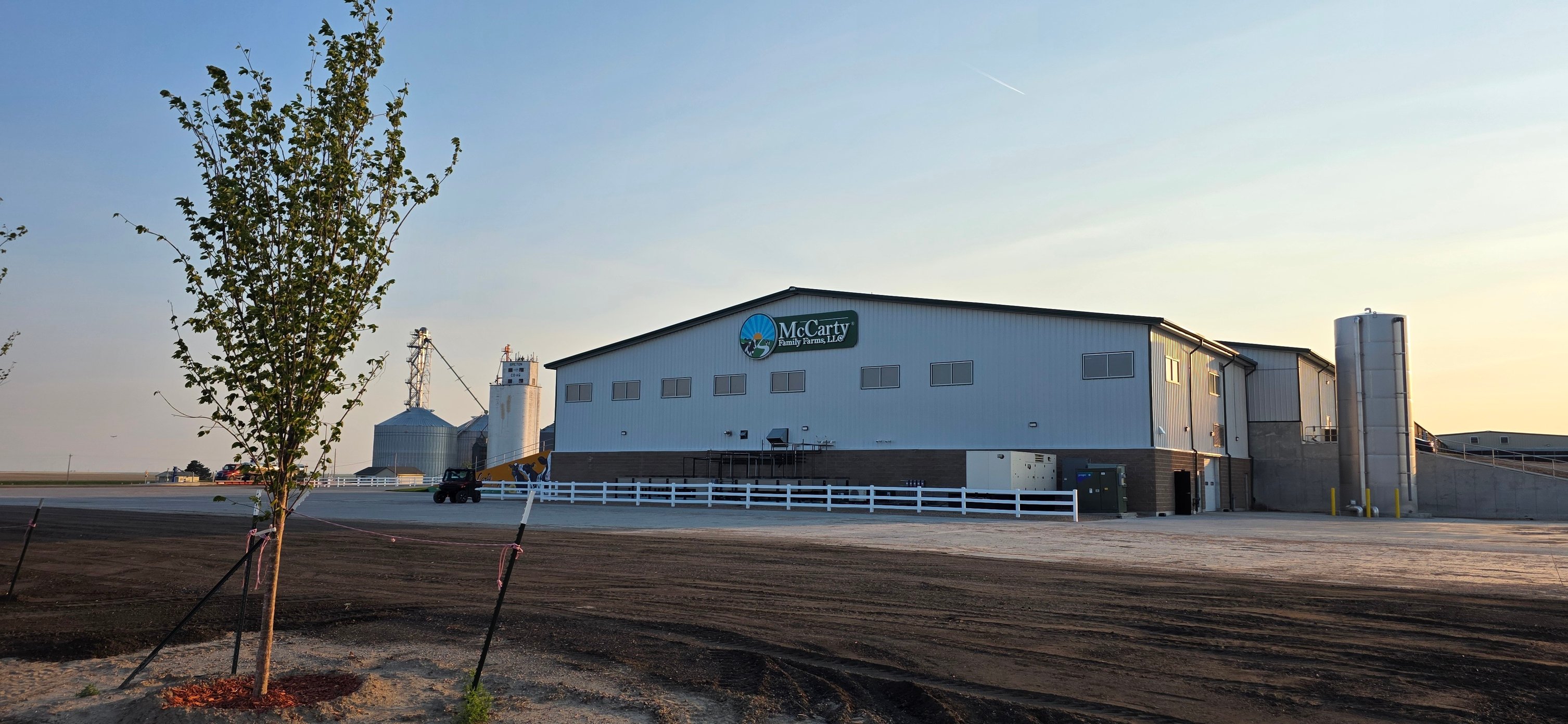 Chapman - McCarthy Family farm. 10,000 cow dairy farm | Facebook