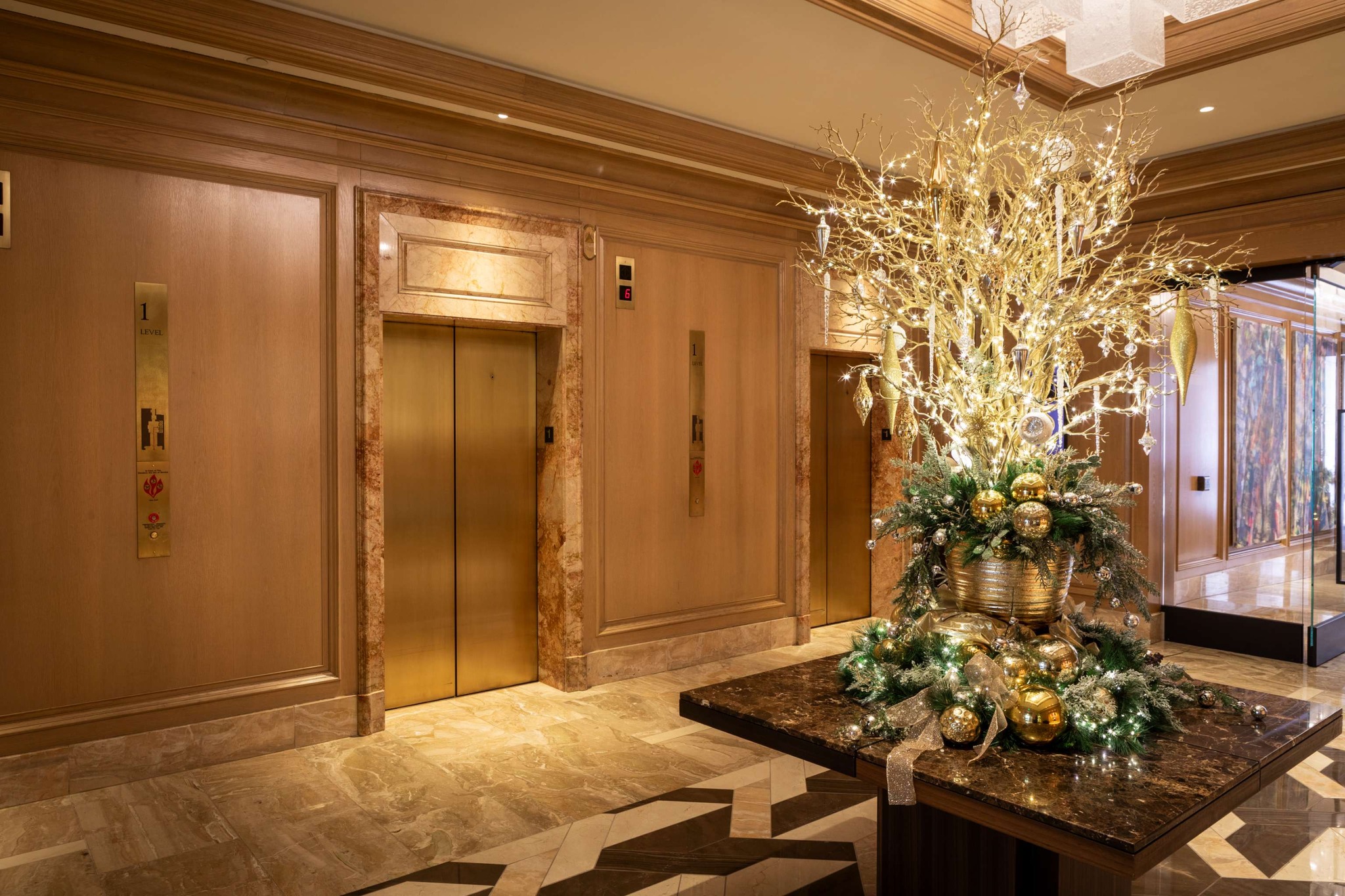 The Ritz-Carlton, Cleveland - “Seeing a bride’s vision through her eyes ...