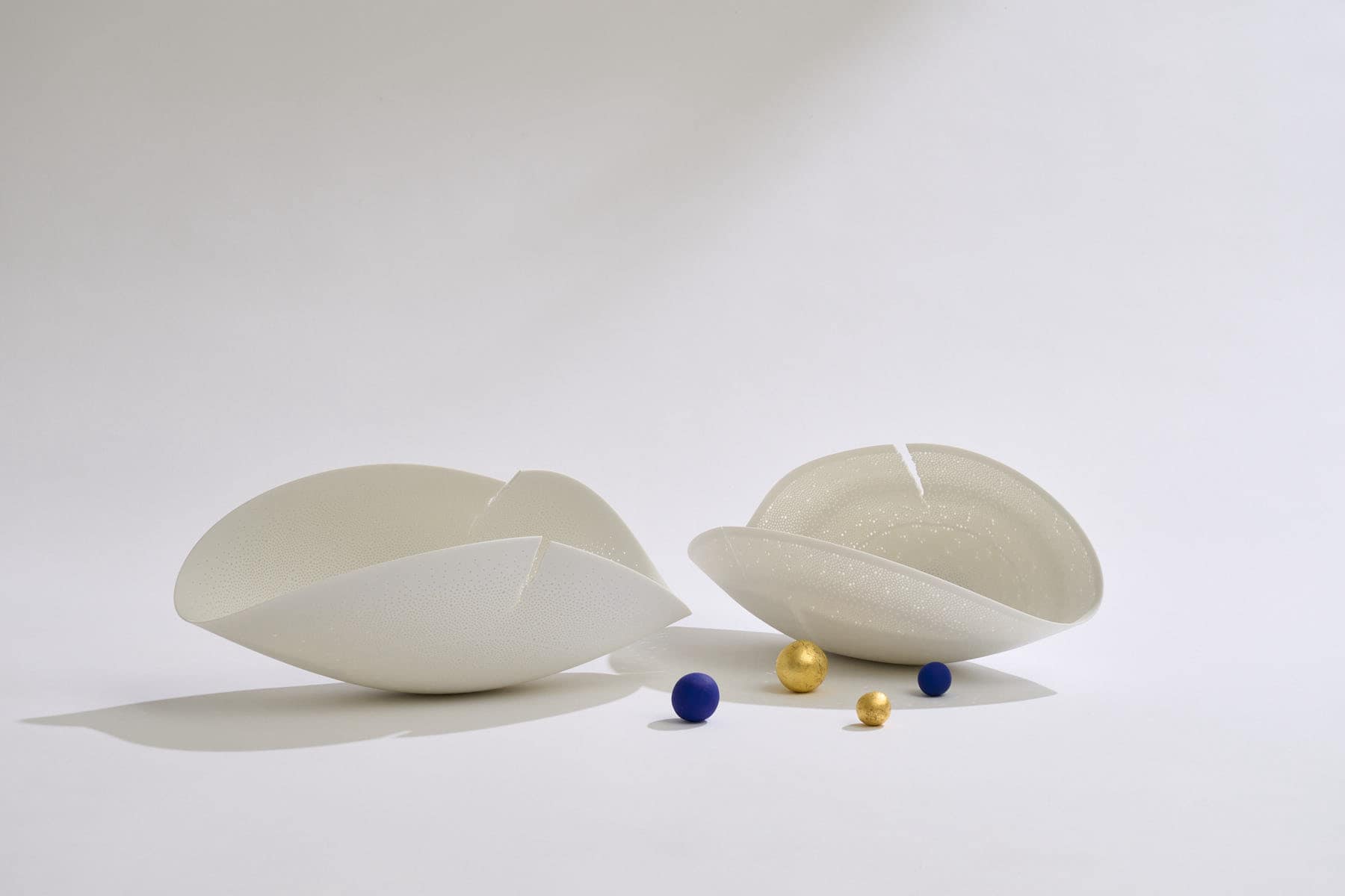 ·光器Luminescent… : 新里明士Akio Niisato 個展｜索卡展覽Exhibition 