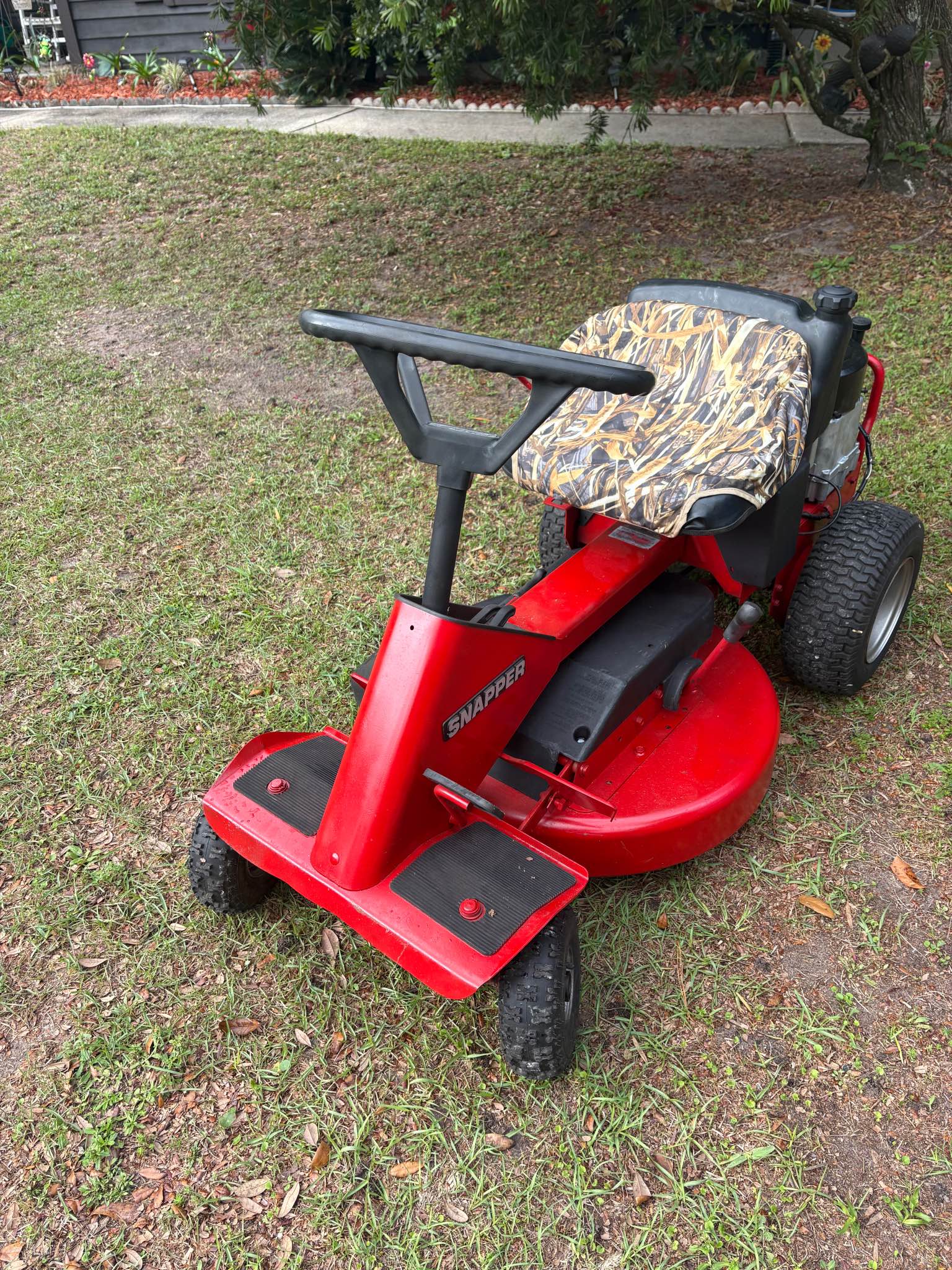 Snapper rear engine riding mower - Lawn Mowers - Middleburg, Florida ...
