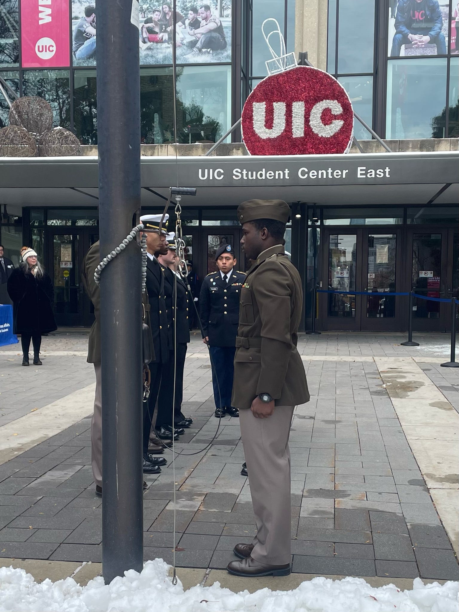 Chicago Army ROTC - Congratulations to Fire BN Alumni 2LT Rendon (UIC ...