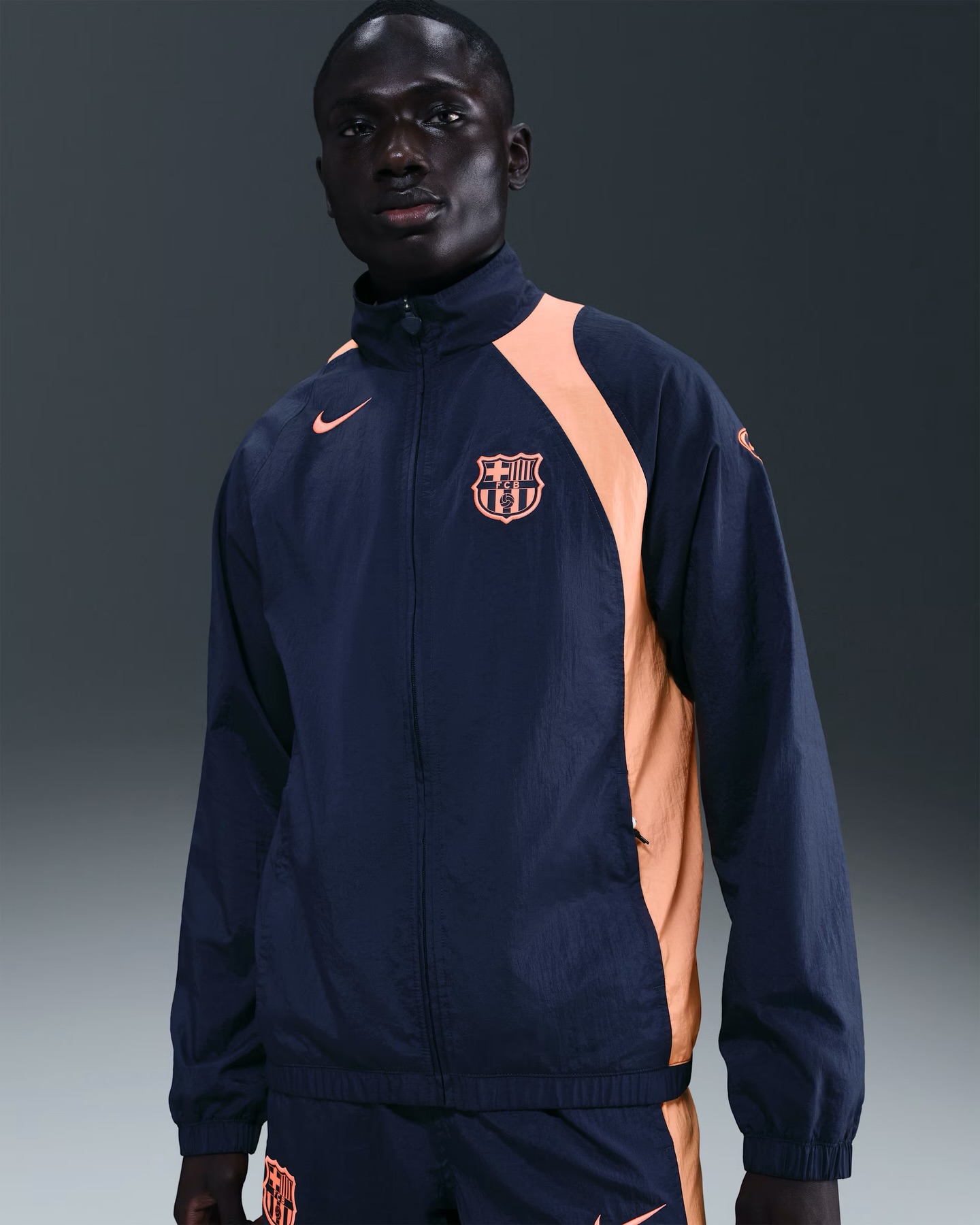 The Nike Total 90 jackets have a tiny T90 ball on the drawstring 