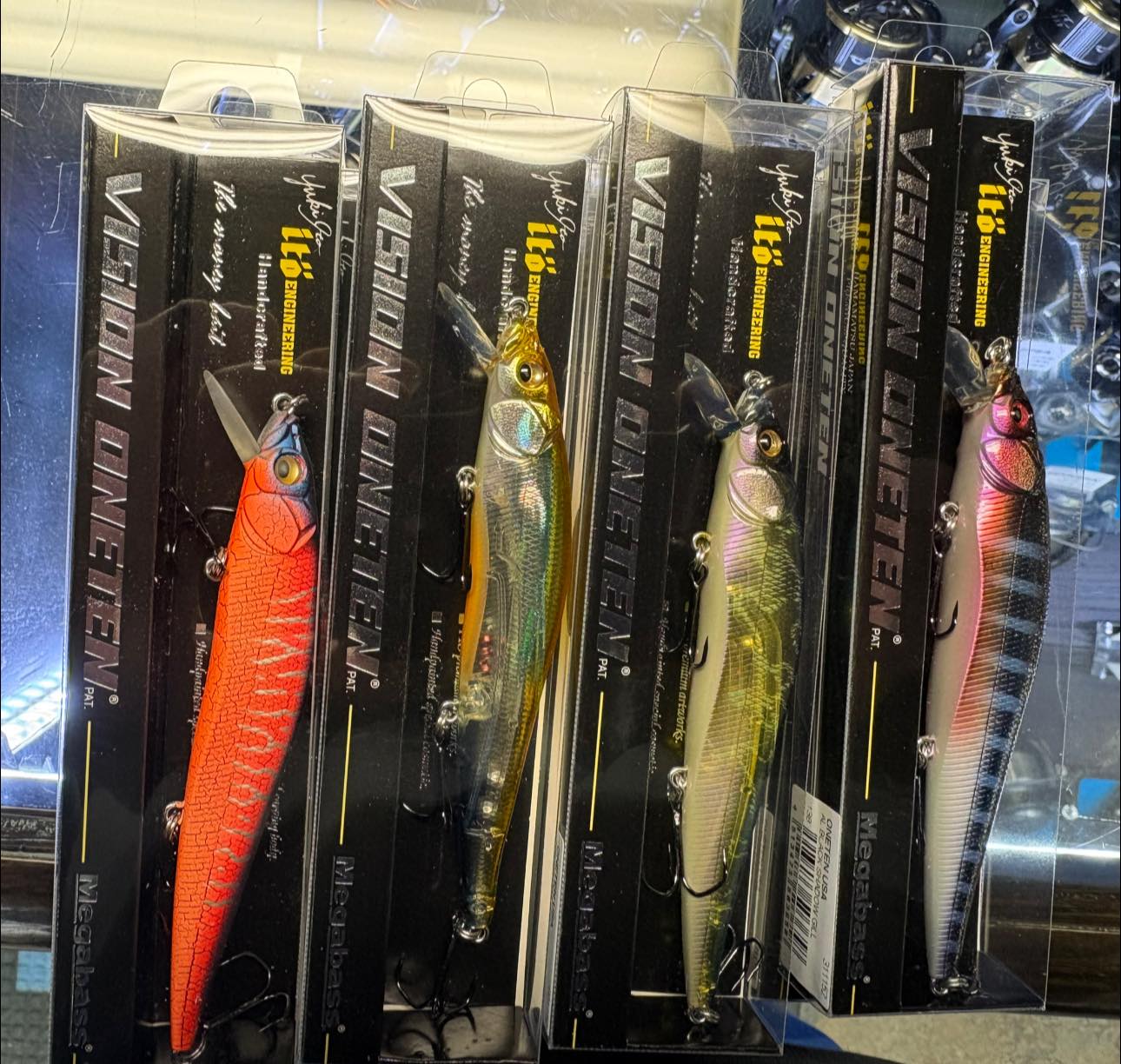 Megabass Japan Colors‼️ • Mat Red Lizard • ST Reaction Wakasagi