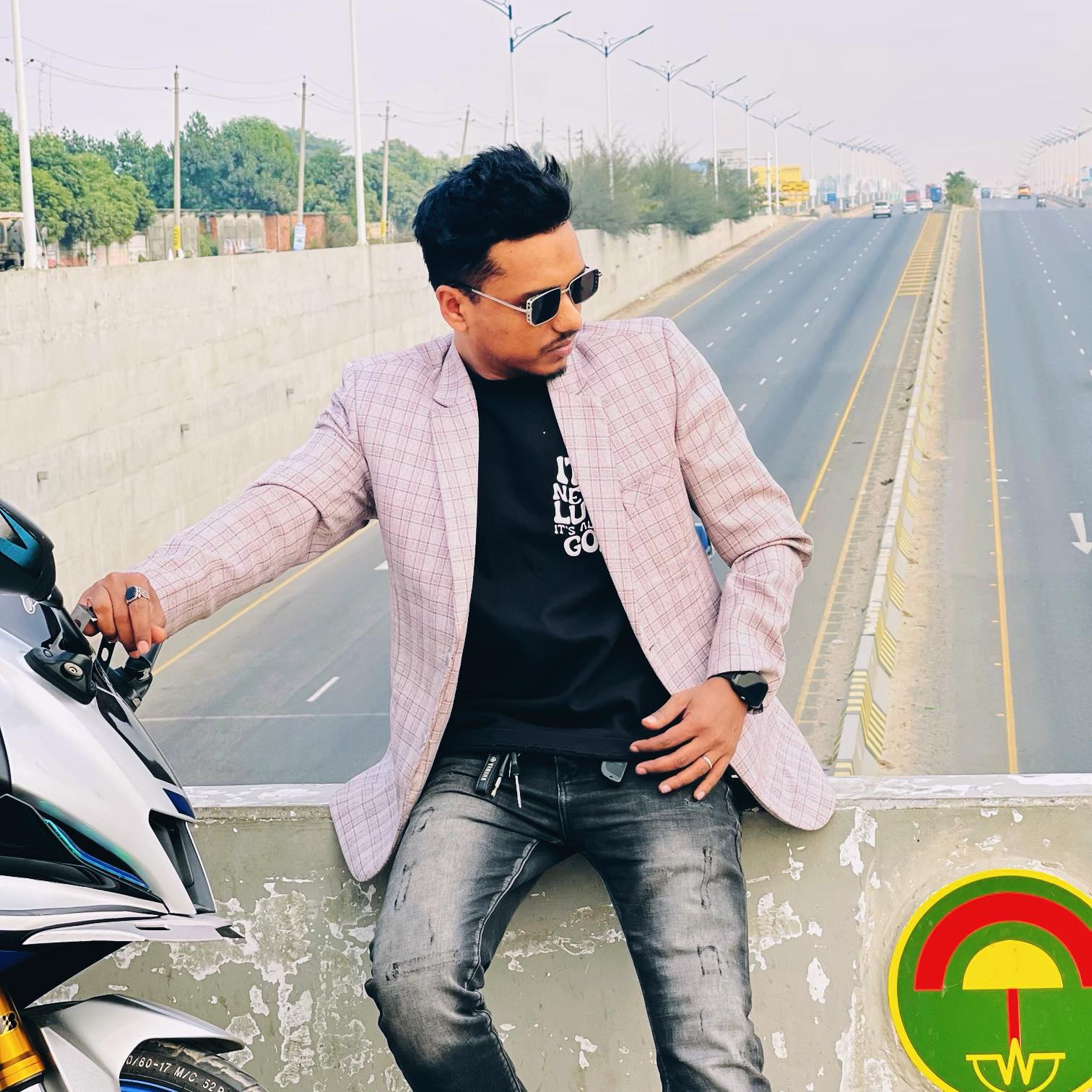 The Awjim - আওজীম
