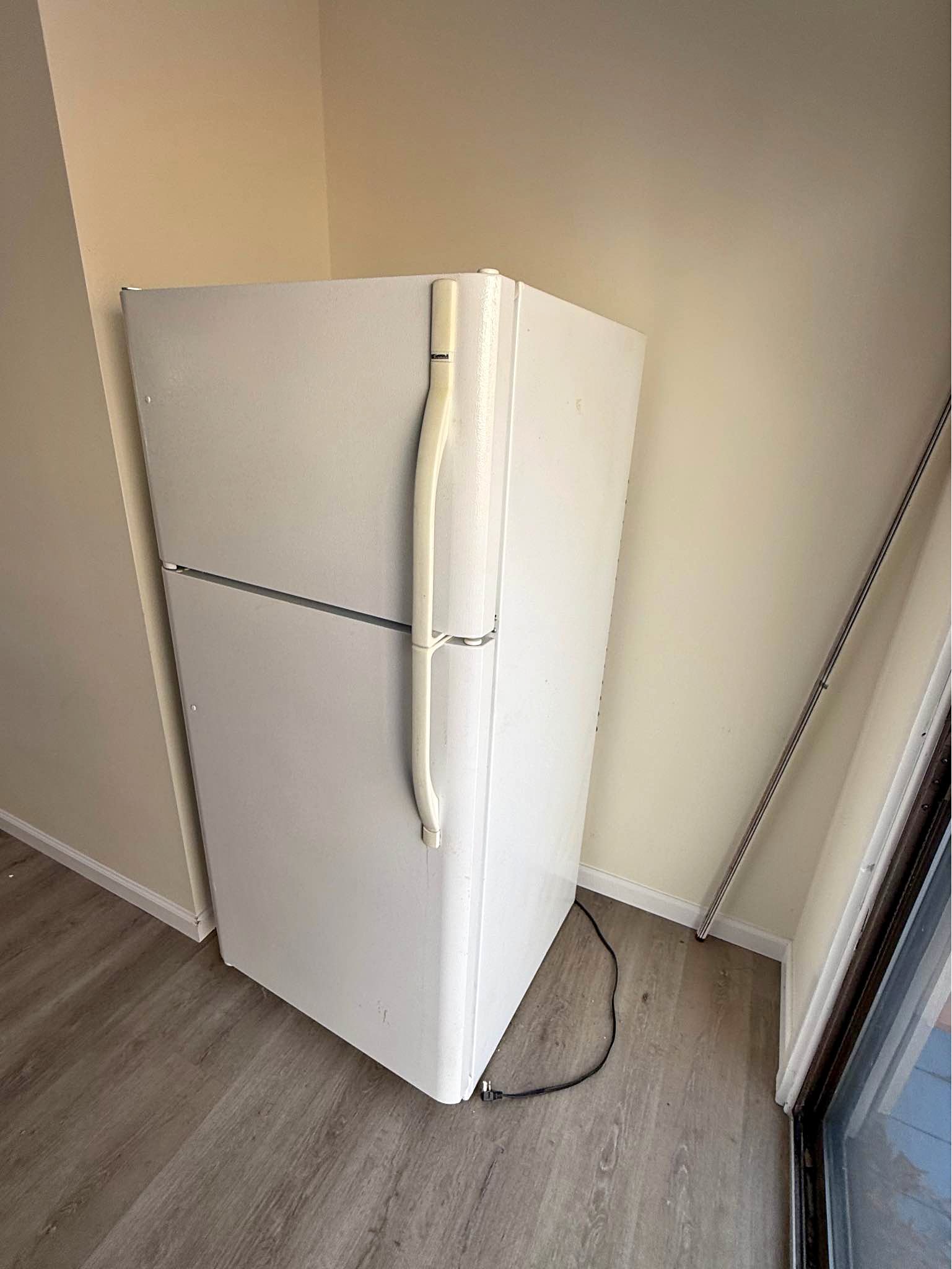Refrigerator - Refrigerators & Freezers - Wallingford, Connecticut ...