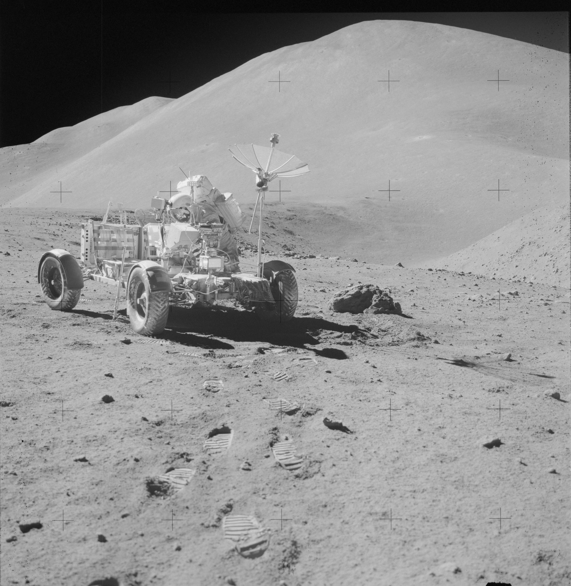 The Worlds - Another wonderful Hasselblad image from the Apollo 15 ...