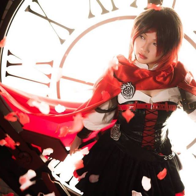 Ruriko's - Here's one from WAAAAAAAYYYYY back. Really cool lighting and ...