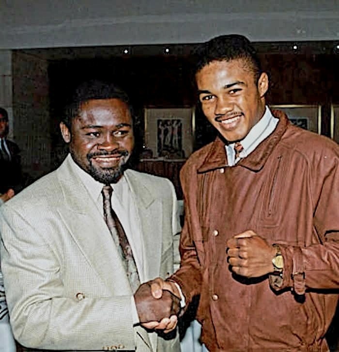 🥊 