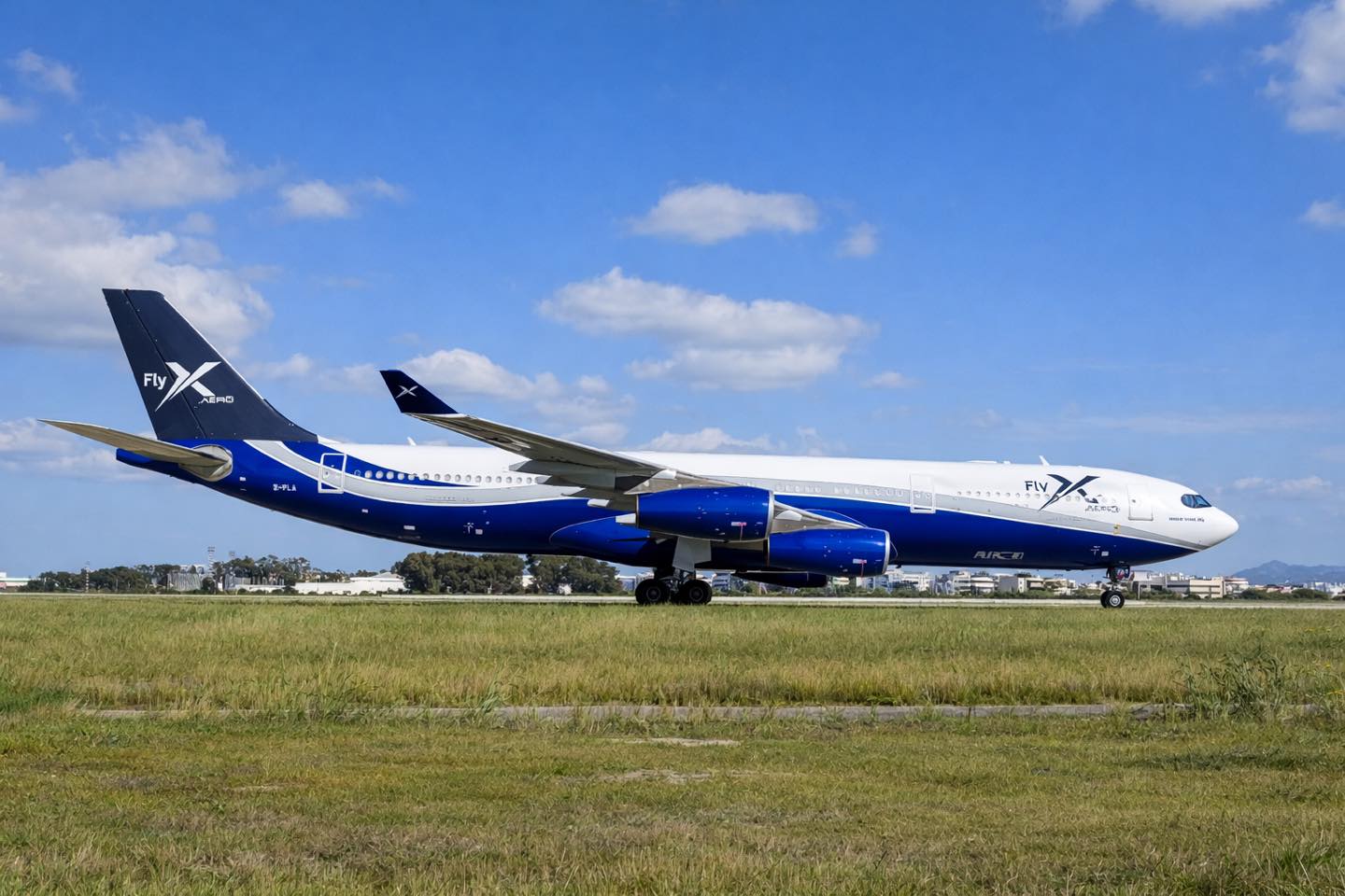 A rare visitor in Tunis ✈️ This stunning FlyX Aero Airbus A340