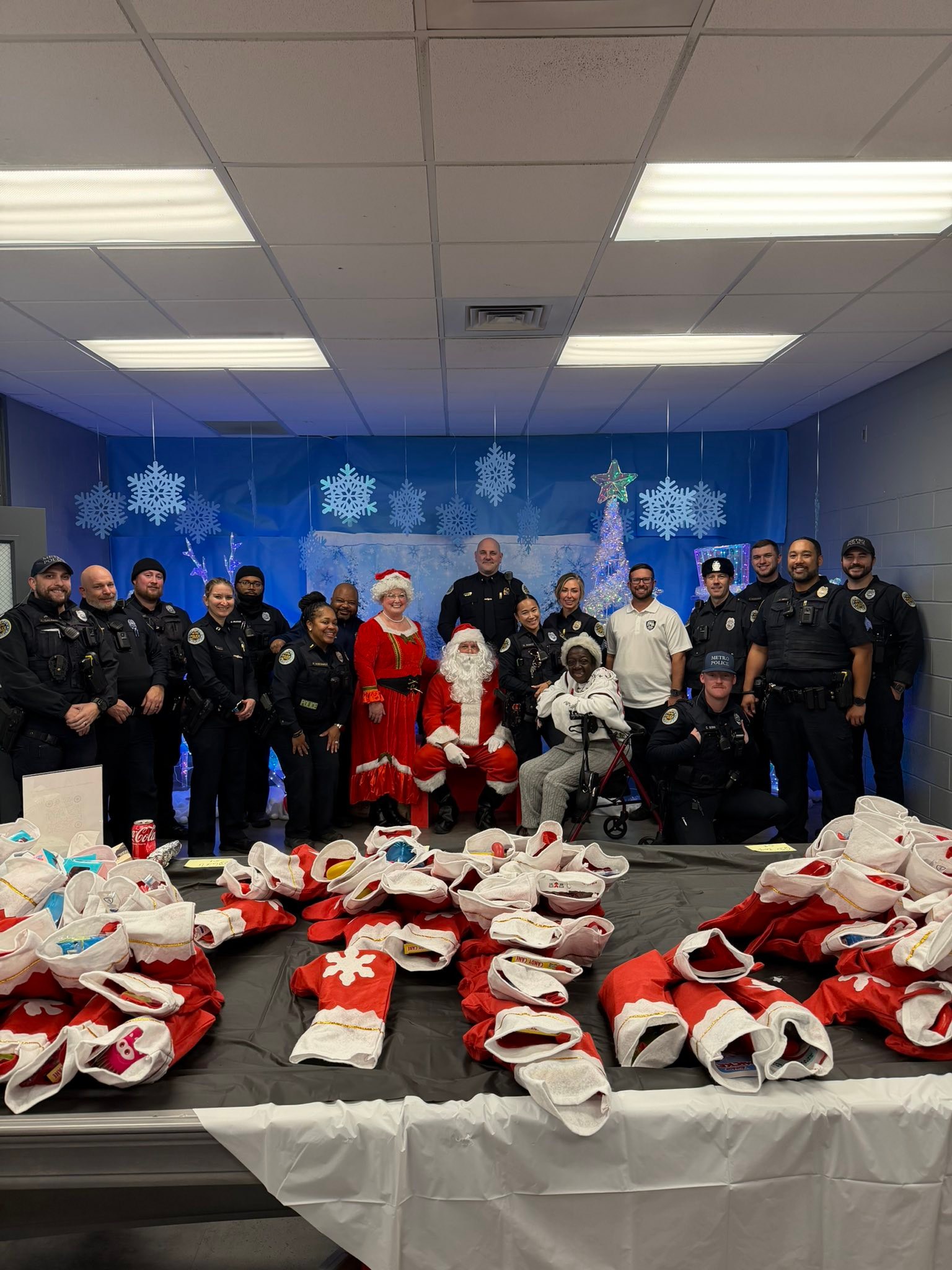 Our annual Santa visits Cayce event,... - MNPD East Precinct | Facebook