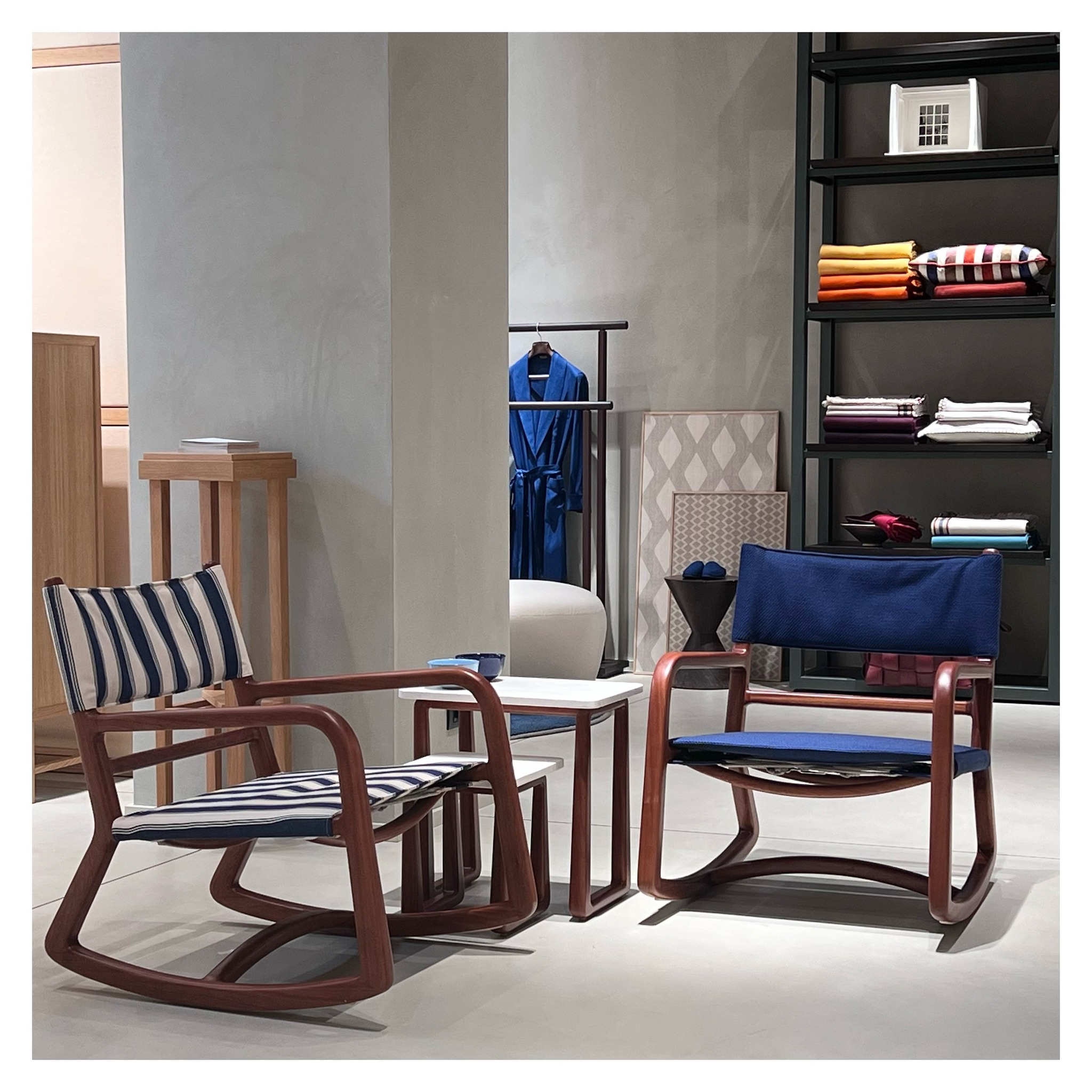 ONTARIO FABRICS - The Delight Chairs by Exteta, Rocking...