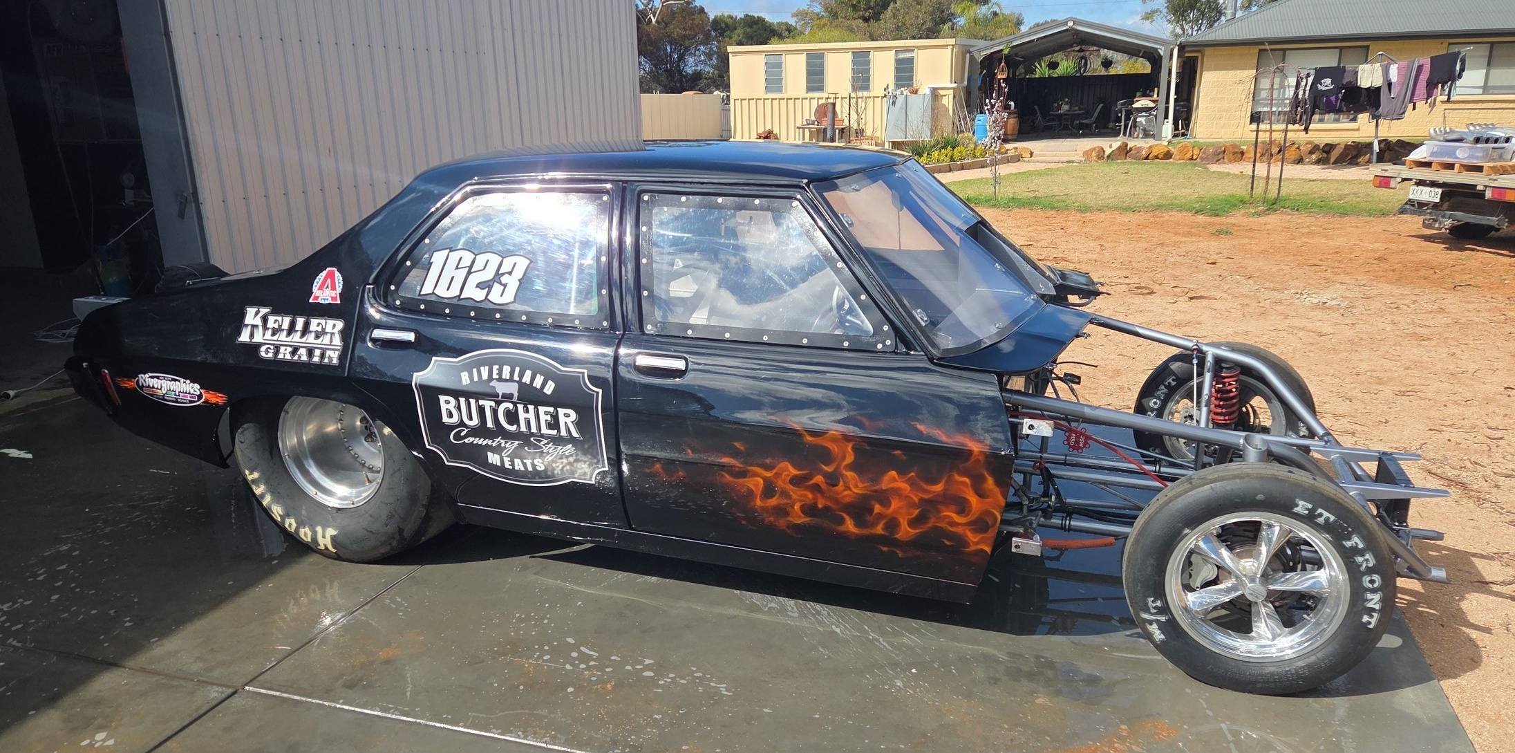 Tucker Engines & Outlaw race team