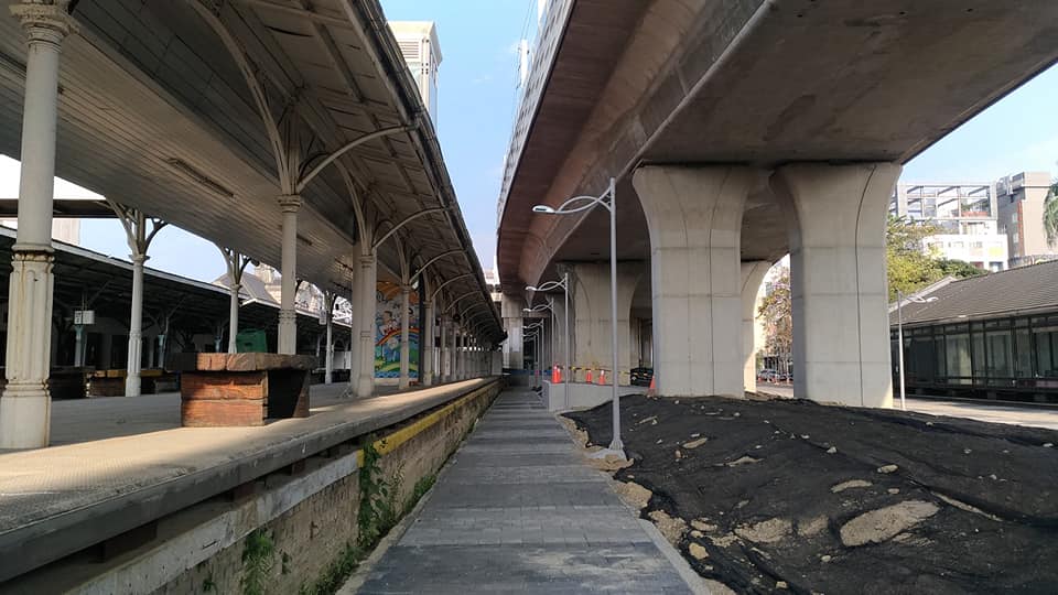 台中城 Taichung - 舊站第二月台目前現況🔍 . #台鐵 #台中車站 #月台重組工程 #20190205紀錄...