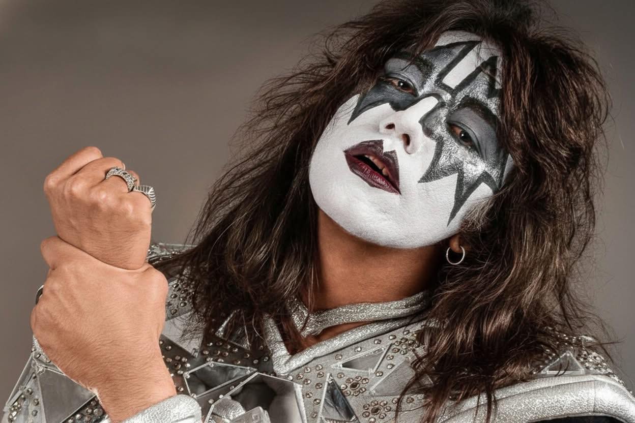 KISS Kruise Kountdown added a new... - KISS Kruise Kountdown