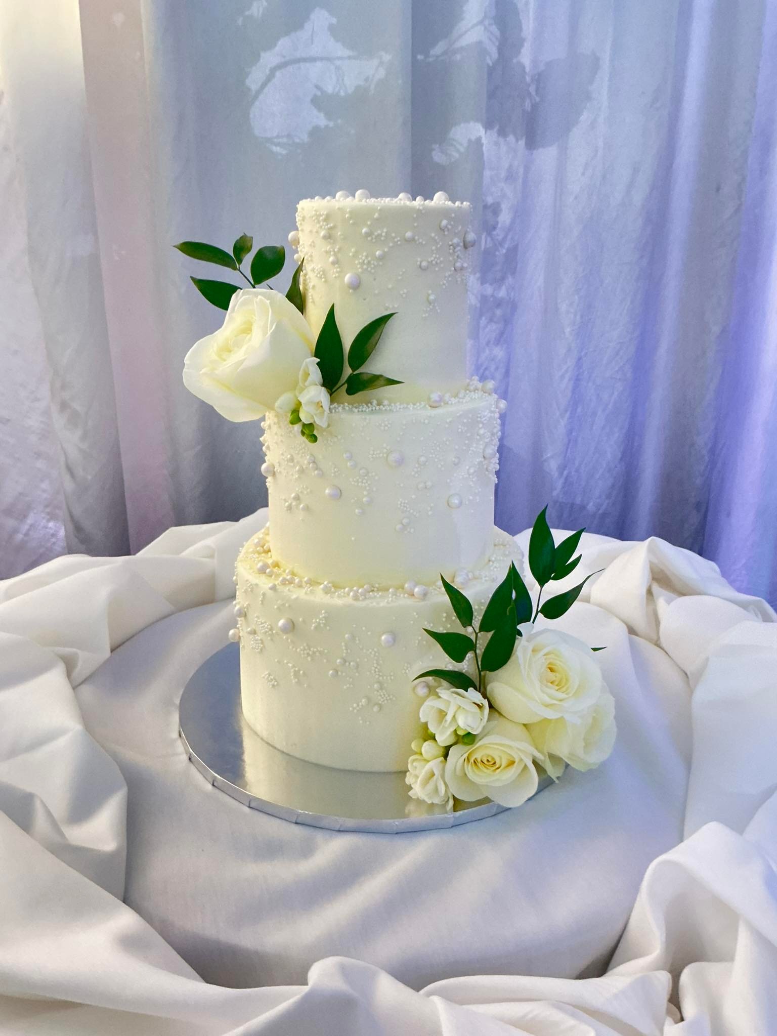 Abbie & Lewis's Wedding Cake // This is last week's wedding cake