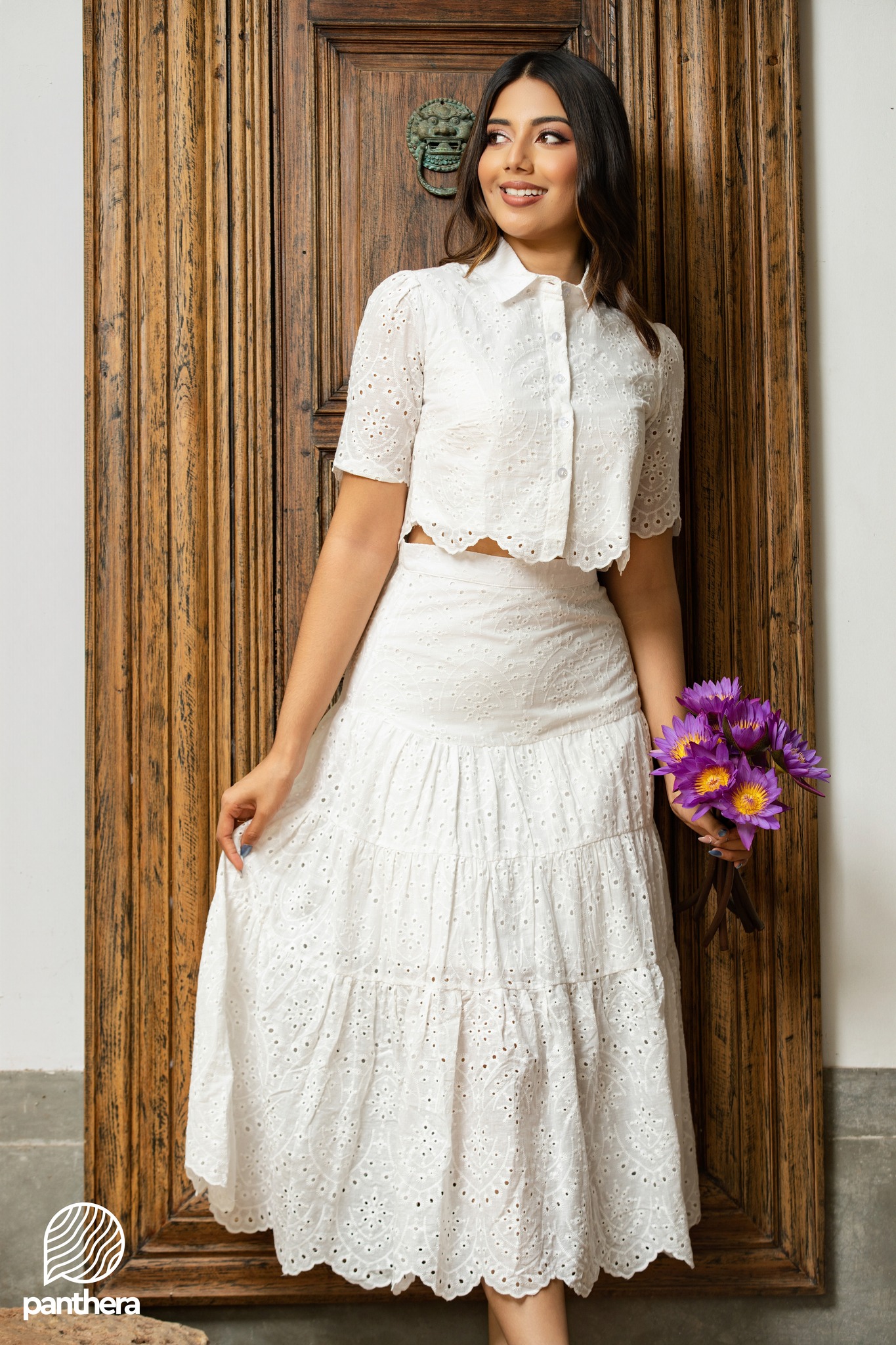 Cutloan Casual Skirt & Blouse Dress Code: DF131 Price: Rs. 9,295/= Available Sizes: 6 to 18 Material: Cutloan (With Full Lining) Model Height: 5'11