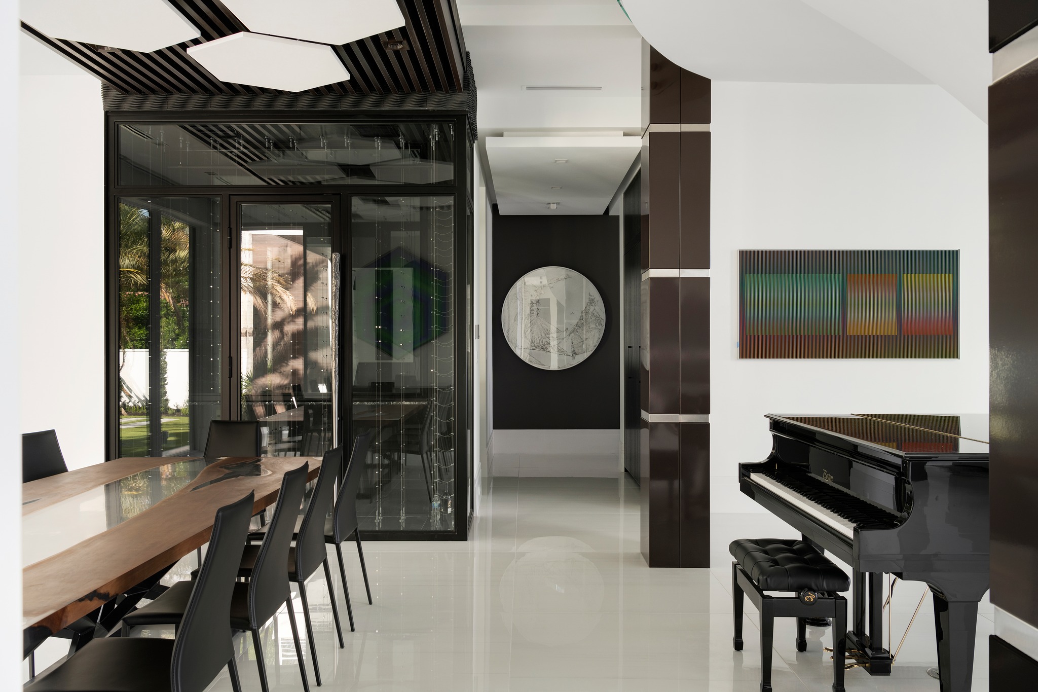 Gulfshore - Modern elegance with a twist. 🍸 This space turns heads with ...