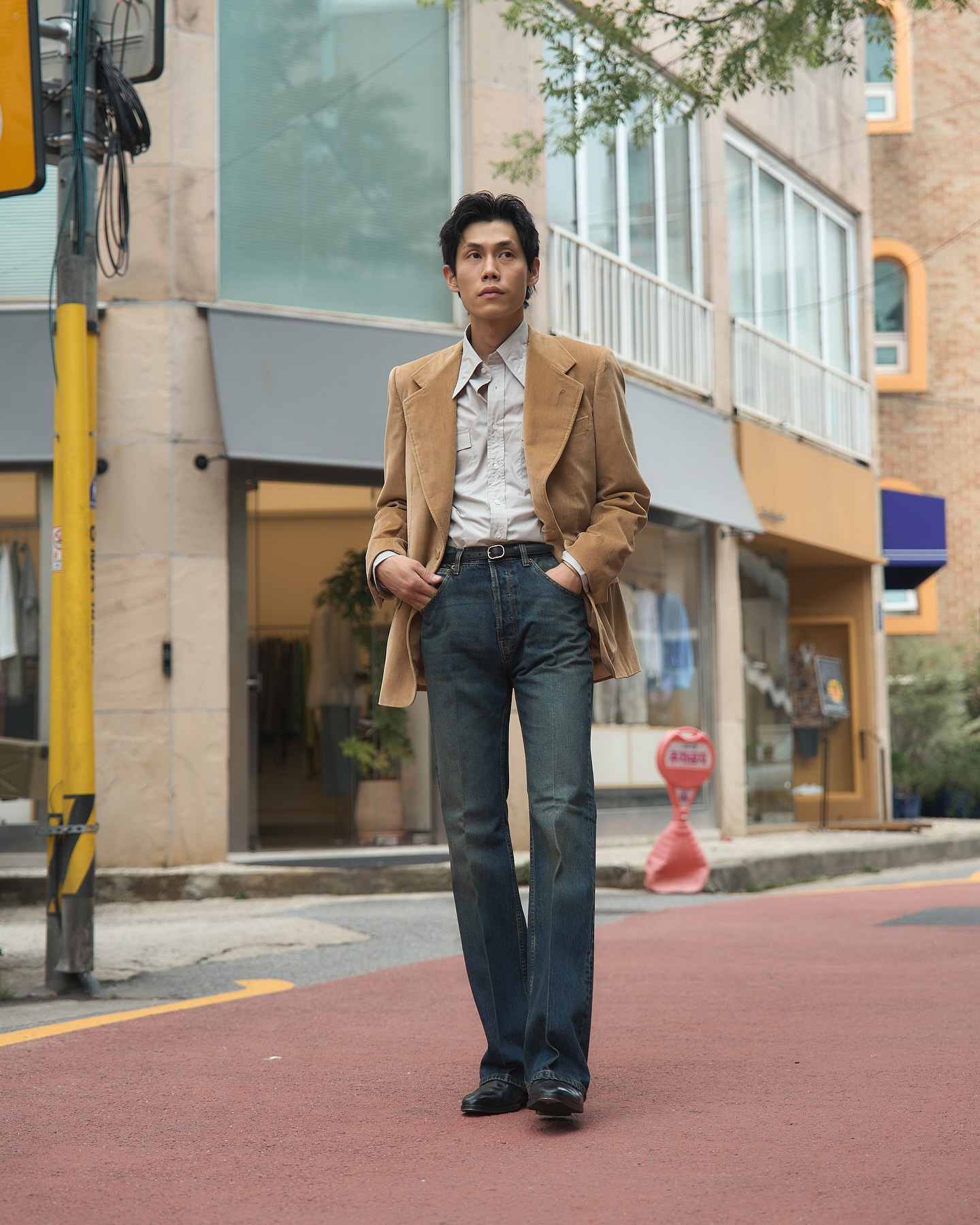Husbands Paris Flared High Waisted Jeans In Denim Washed Indigo