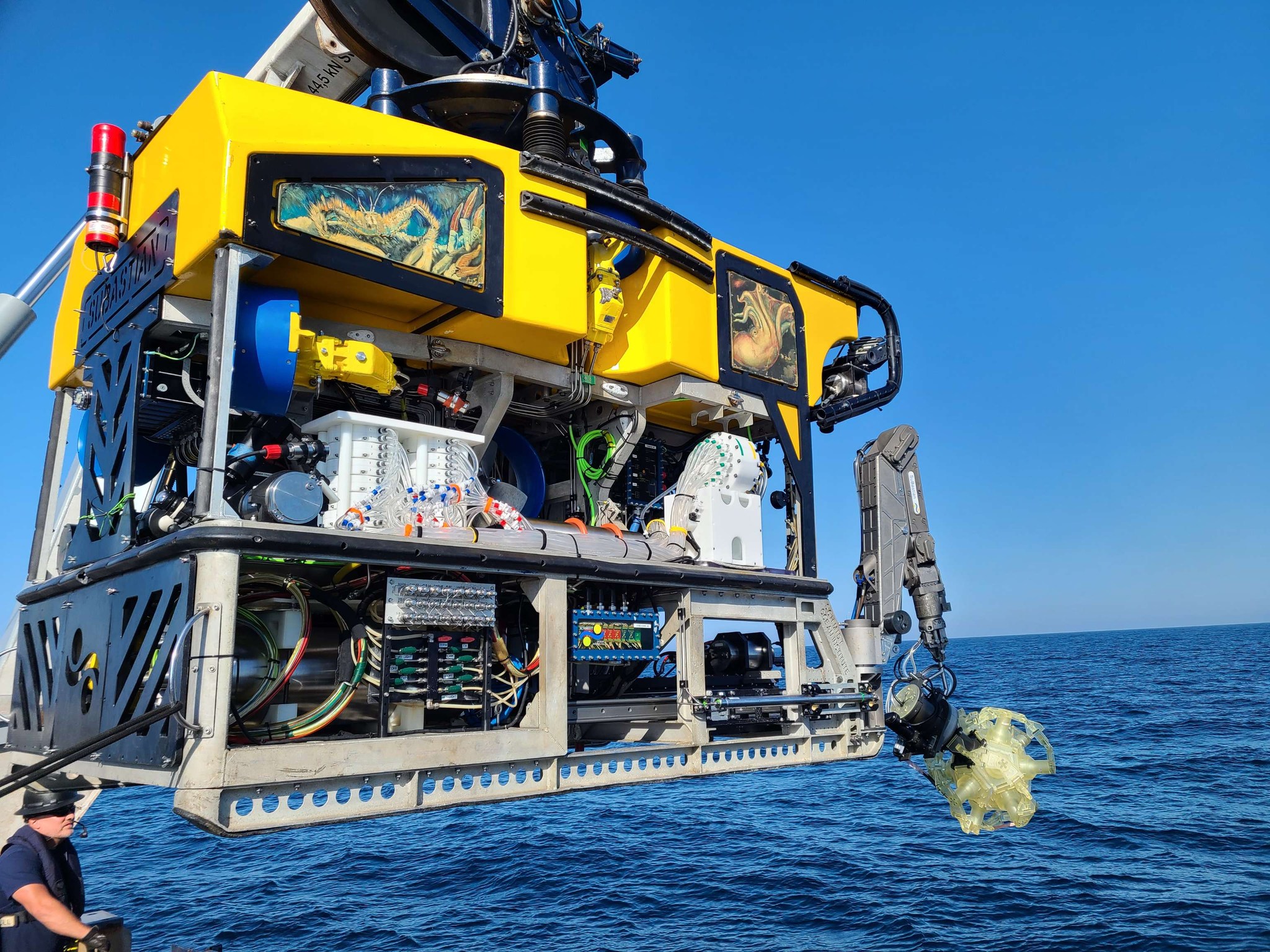 Bigelow - The ROV SuBastian aboard the Schmidt Ocean Institute research ...
