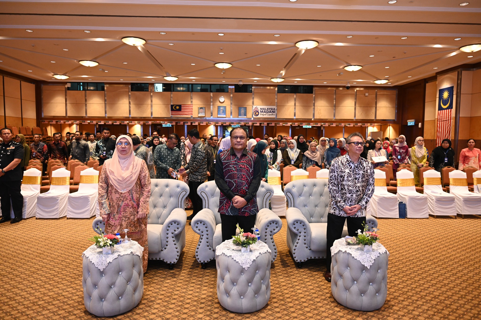 PUTRAJAYA, 20 November 2025 - Pejabat Peguam Negara melalui Unit ...