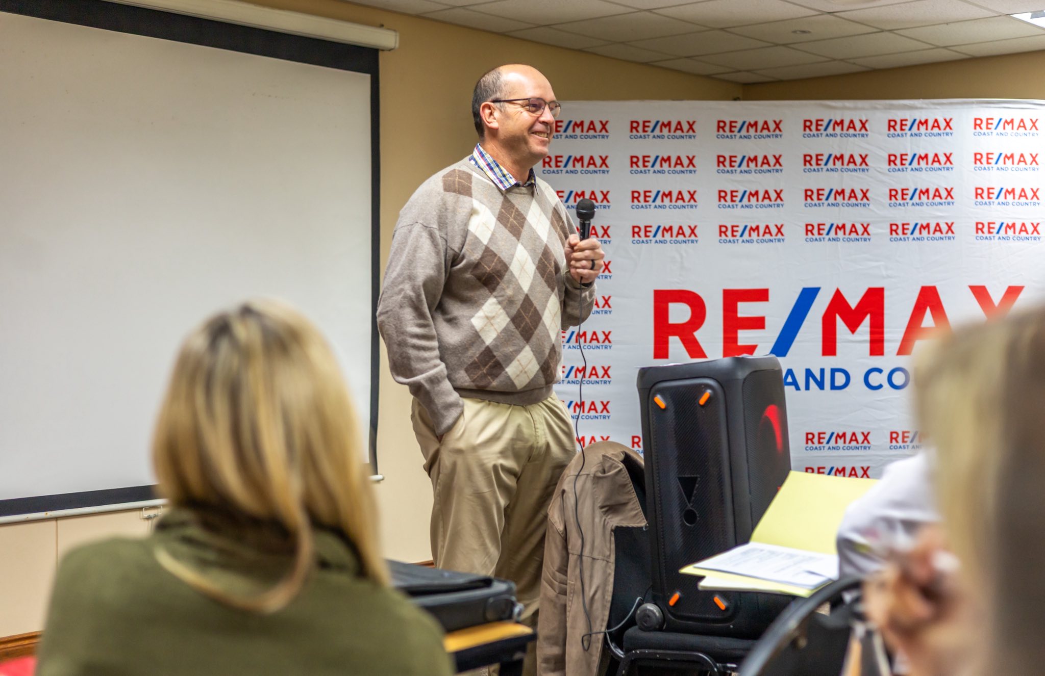 RE/MAX Coast and Country added... - RE/MAX Coast and Country