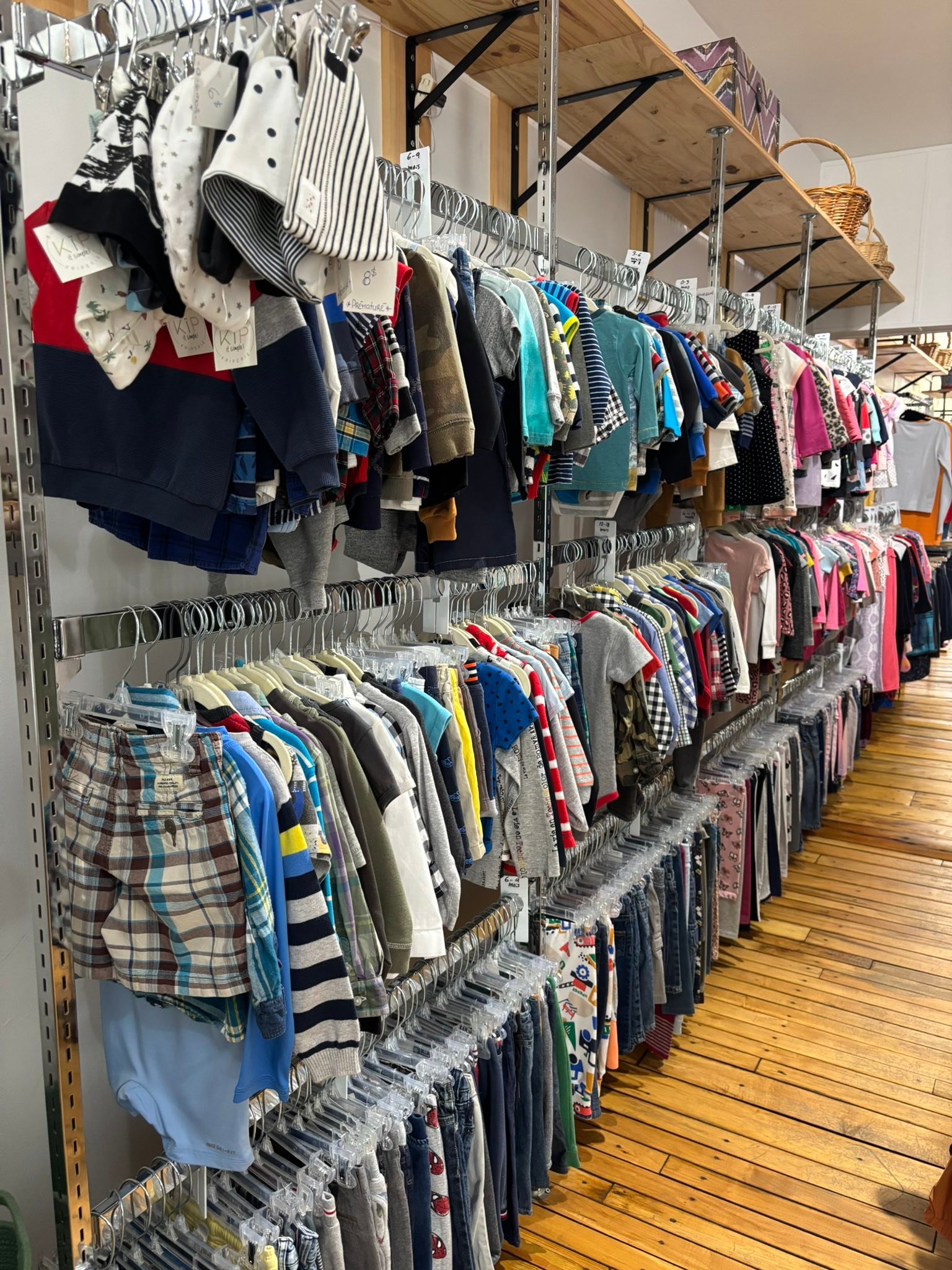 Lot De Vêtements Fille 7/8 Ans - Friperie En Parfait état - Basique Et Pratique