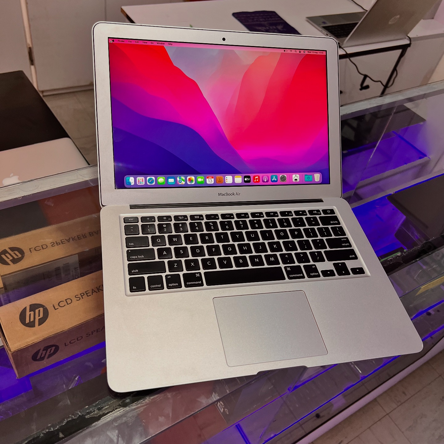 Macbook Air 2017 13inch 256Gb ssd,8Gb ram @Ksh.35,000 #apple #mac 