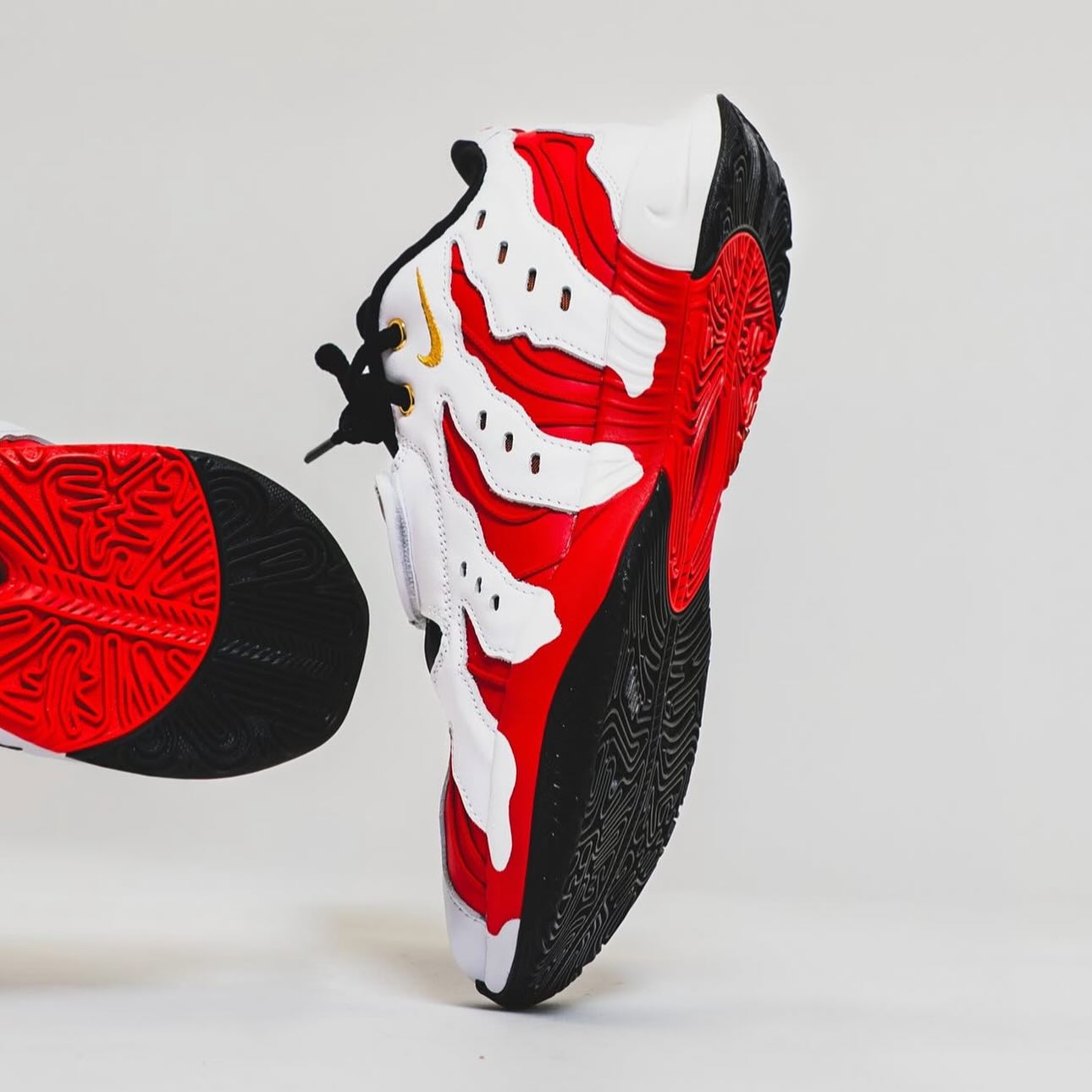Kickspotting - Prime x King. The Lebron 21 ‘prime 96’ is... | Facebook