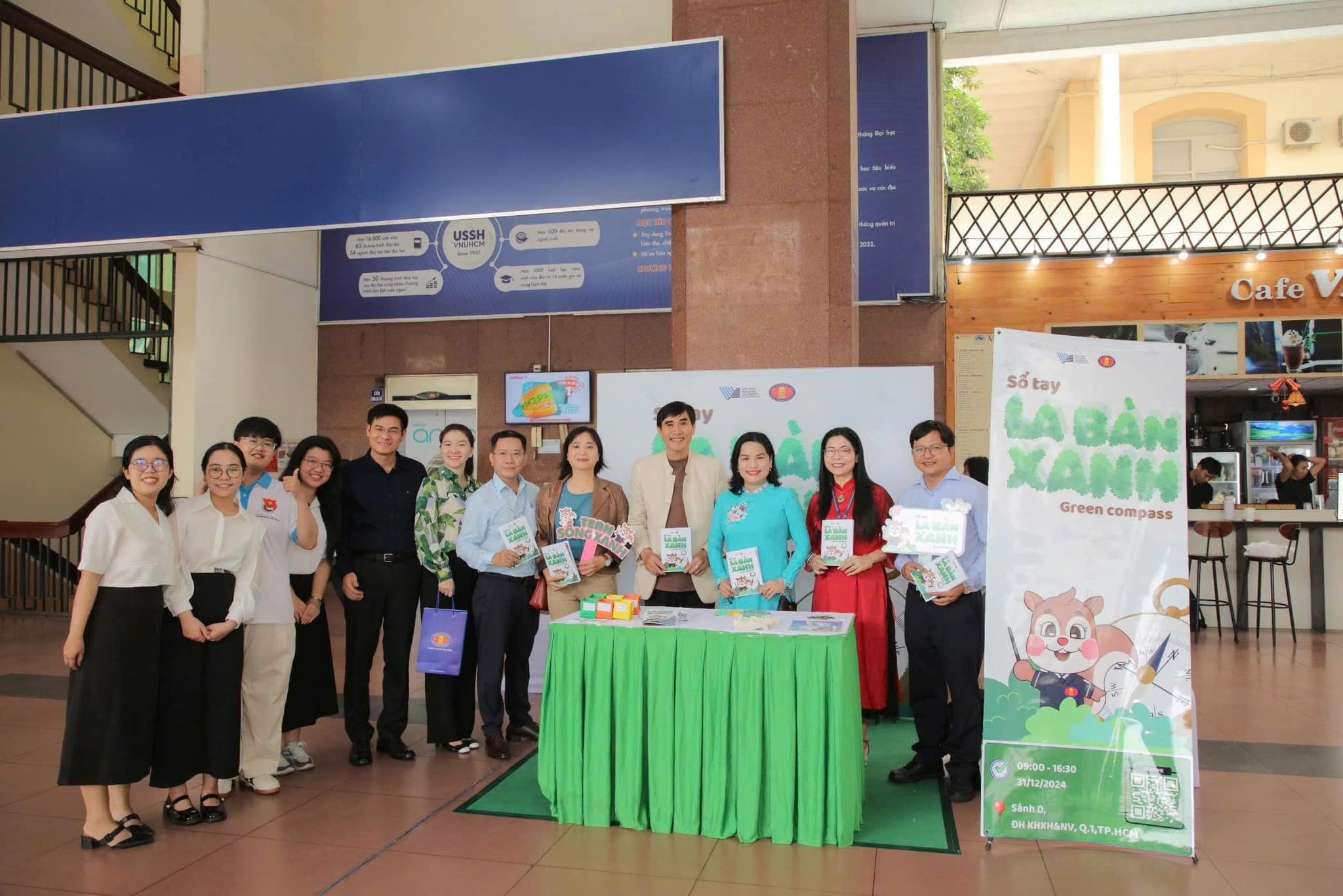 🌟 La Bàn Xanh – Sổ tay sống bền vững dành riêng cho sinh viên USSH 🌟 ...